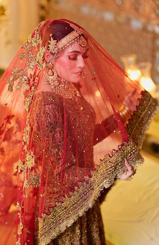 Pakistani Red Zardozi Jamawar Lehenga Choli (3-Piece) - Image 3