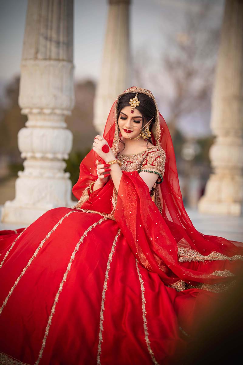 Red Embroidered Jamawar Choli with Raw Silk Lehenga (3-Piece) - Image 10