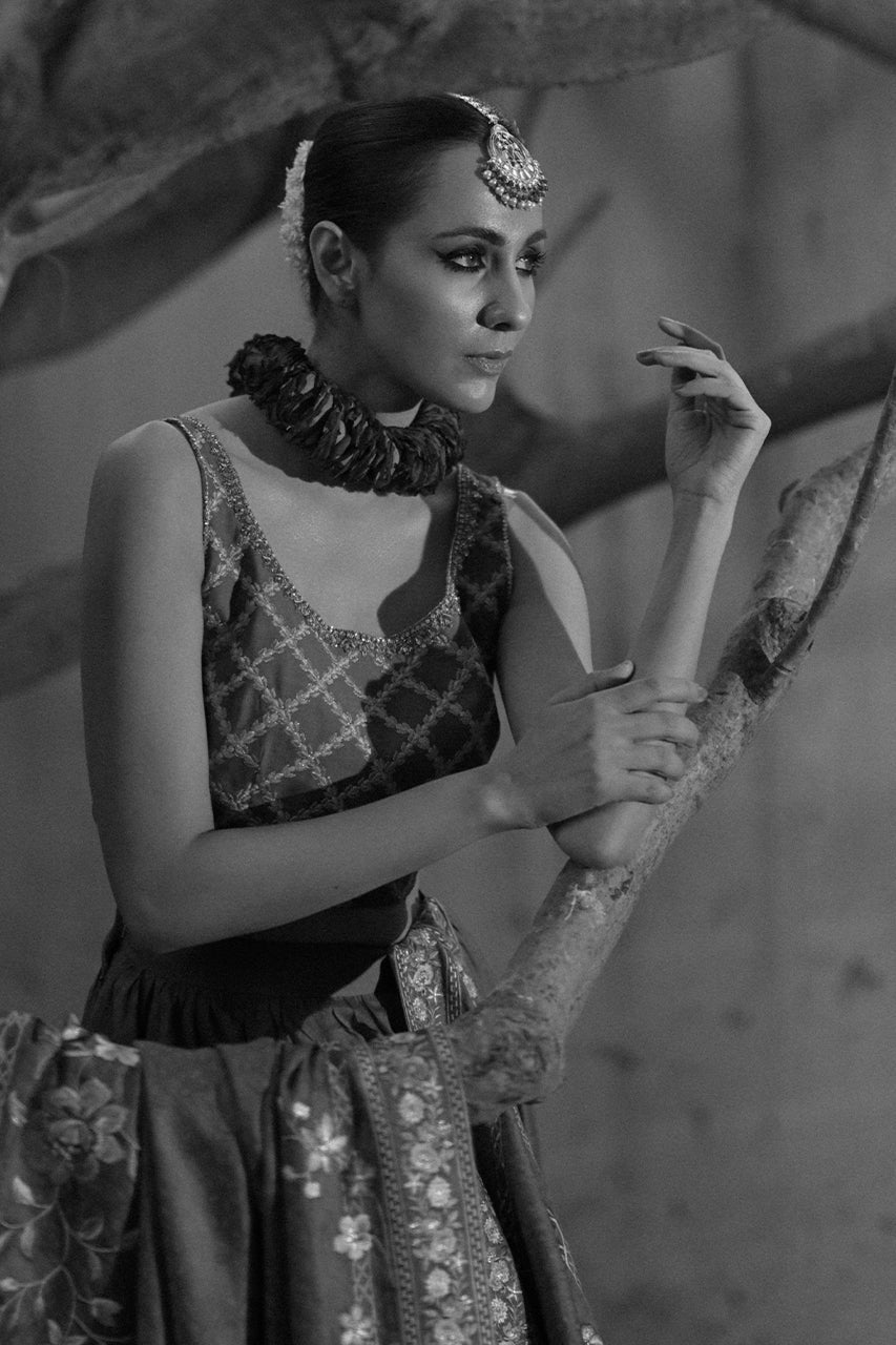 Red Embroidered Khaddi Silk Lehenga Set (3-Piece) - Image 7