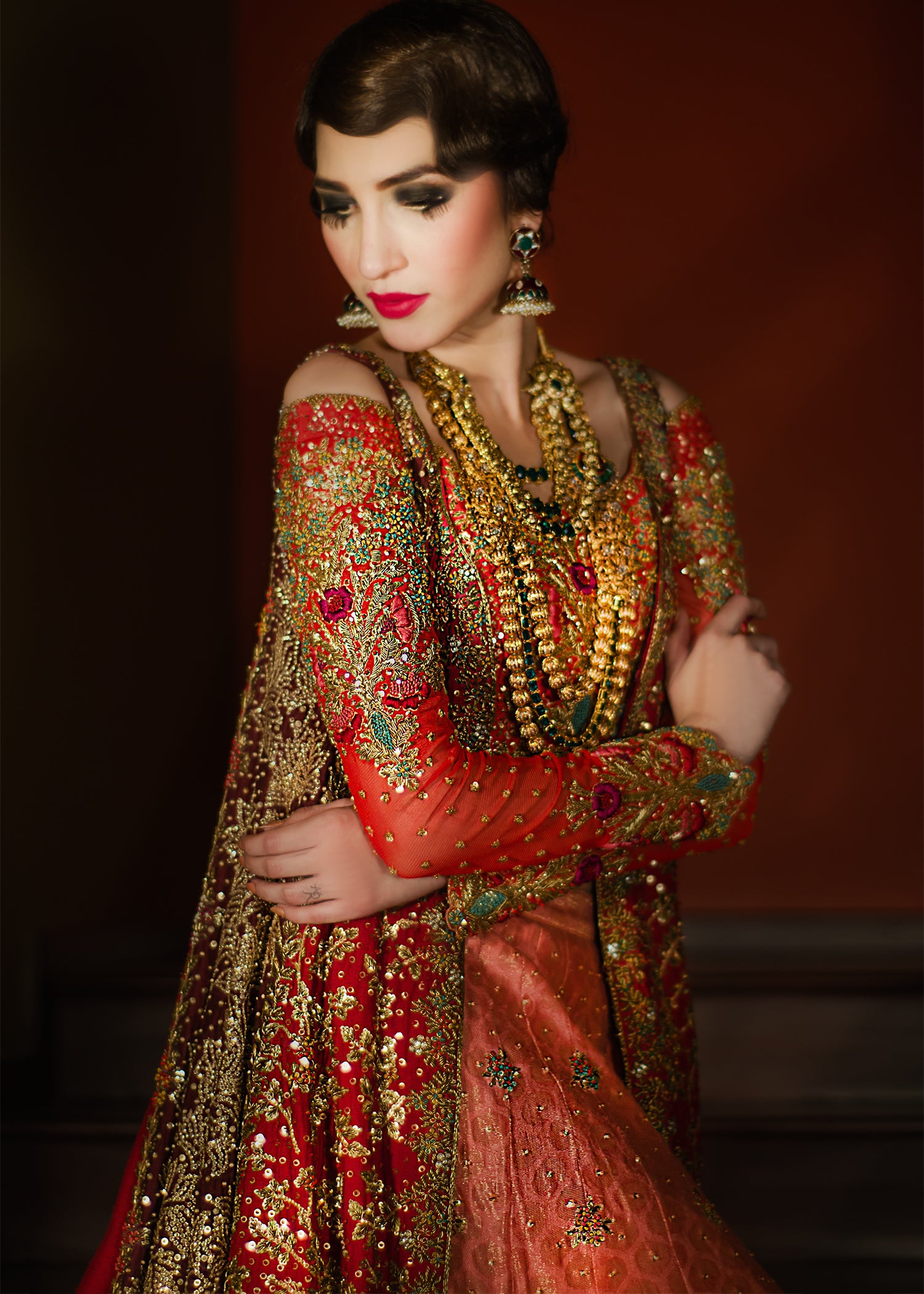 Pakistani Rust Red Embellished Maisuri Net Bridal Lehnga Choli (3-Piece) - Image 4