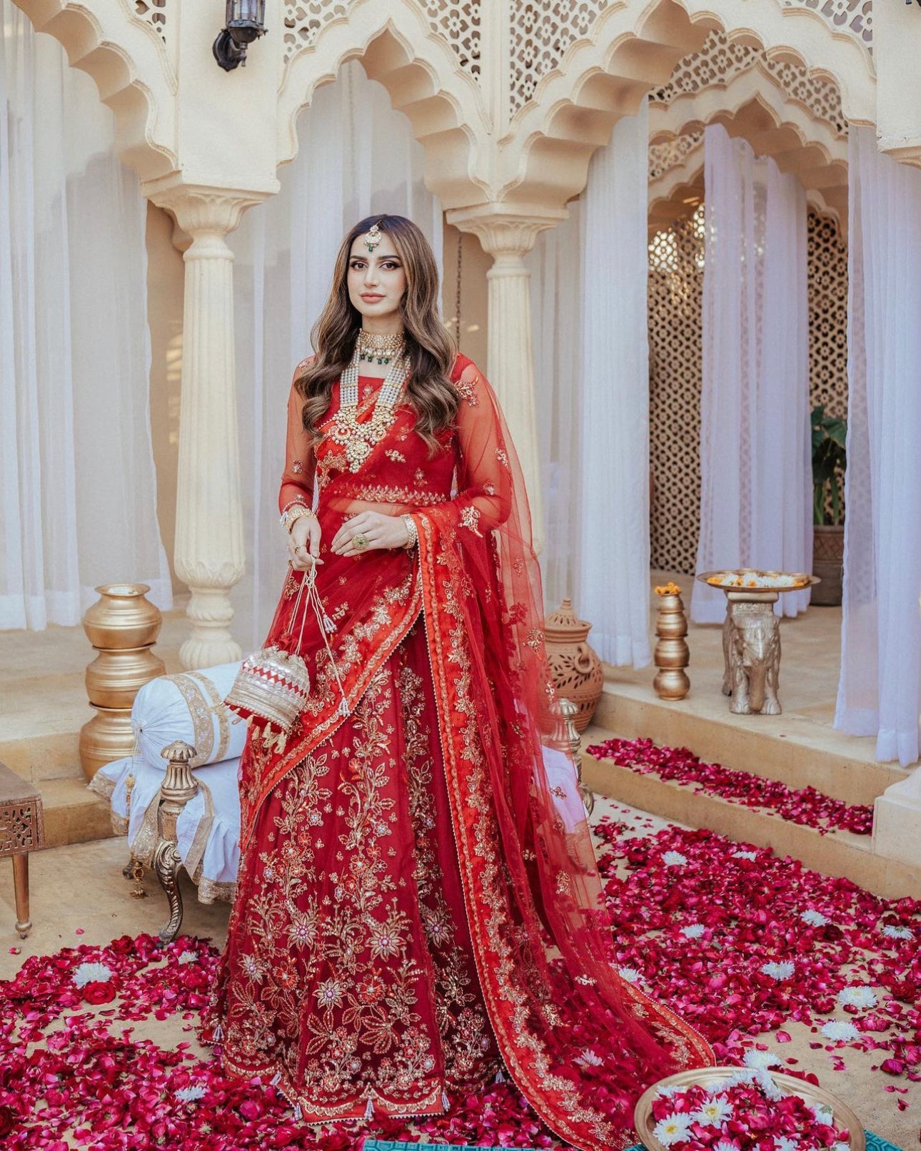 Red Hand-Embellished Net Lehenga Choli (3-Piece) - Image 5