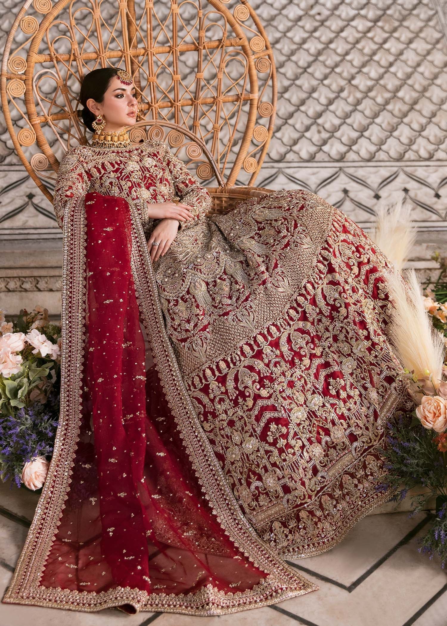 Red Hand-Embellished Organza Lehenga Choli (3-Piece) - Image 5