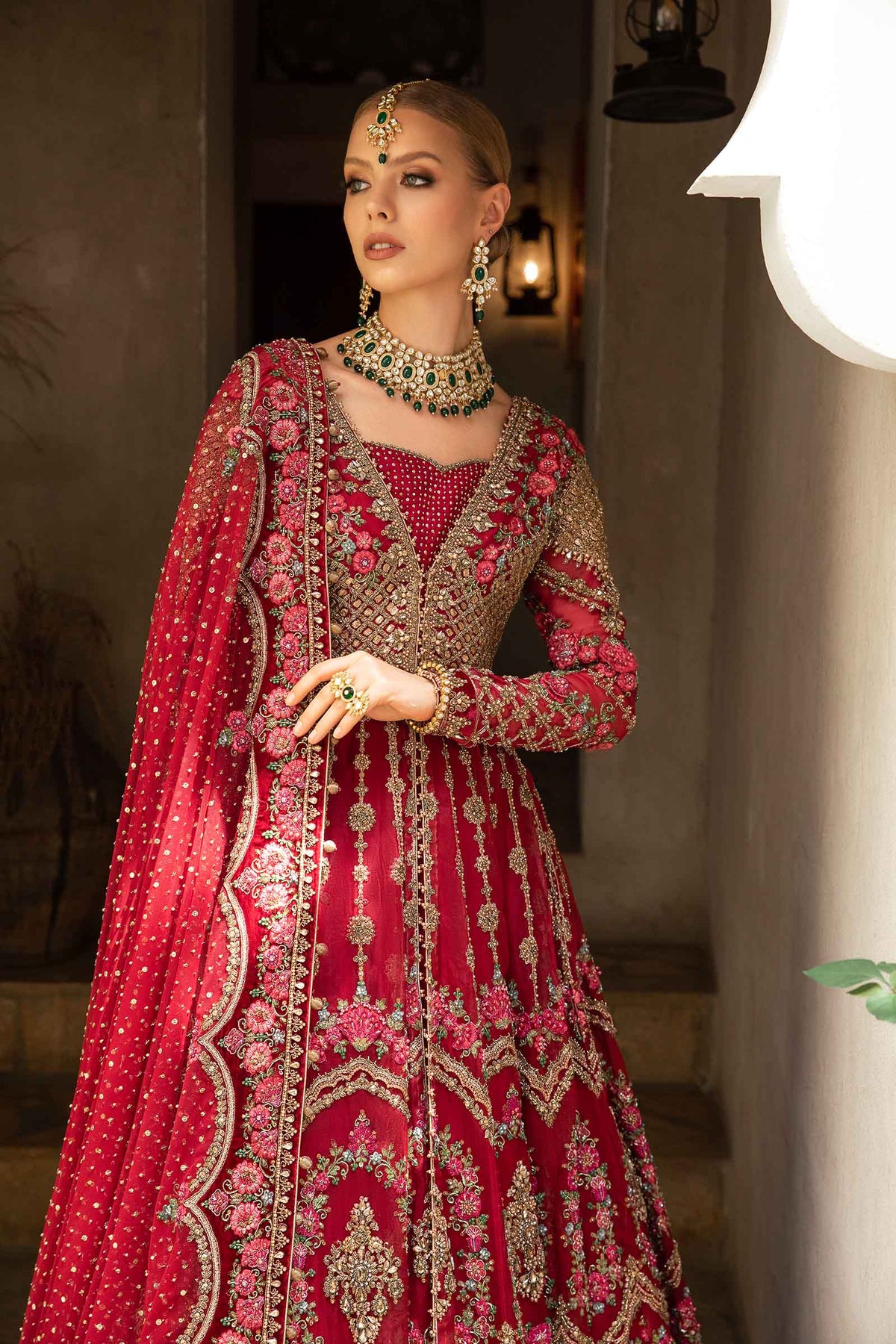 Ruby Red Embellished Organza & Jamawar Bridal Lehenga (4-Piece) - Image 3
