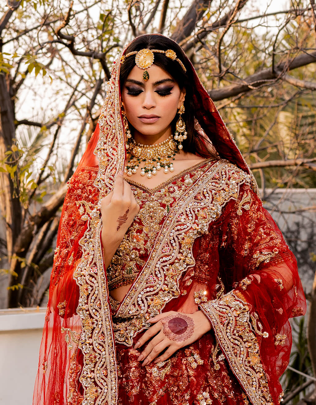 Pakistani Valentino Red Zardozi Raw Silk Lehenga Choli (3-Piece) - Image 3