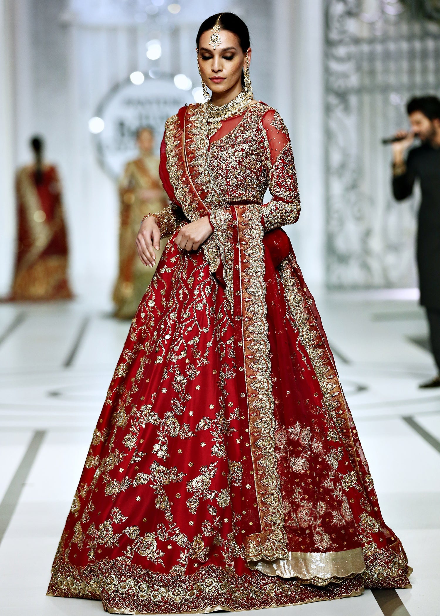 Pakistani Red Gold Embroidered Silk Bridal Lehenga (3-Piece) - Image 10