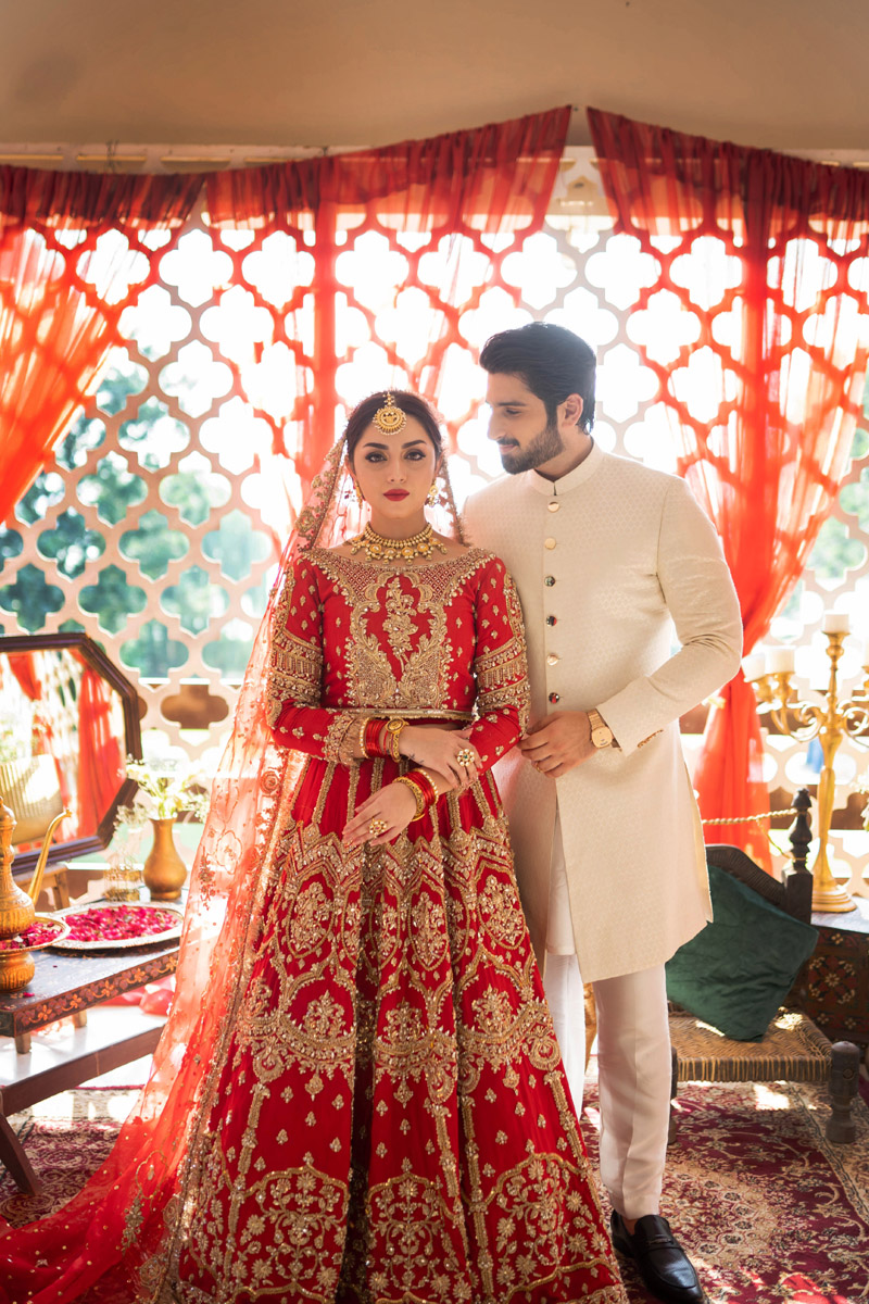 Pakistani Crimson Red Embroidered Raw Silk Bridal Lehenga (3-Piece) - Image 3