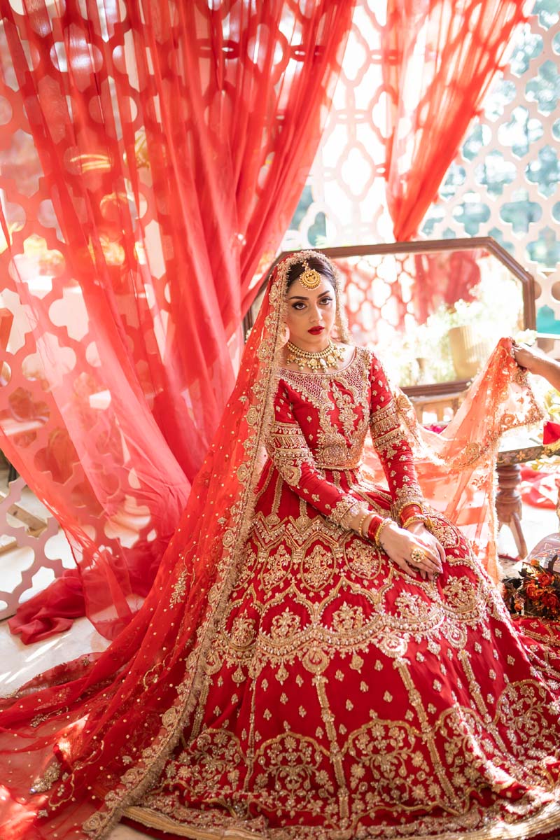 Pakistani Crimson Red Embroidered Raw Silk Bridal Lehenga (3-Piece) - Image 7