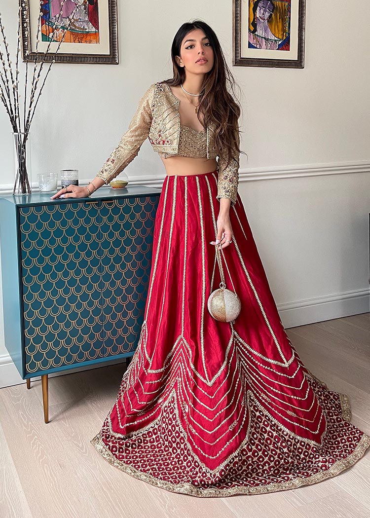 Pakistani Crimson Red Embroidered Silk Lehenga (2-Piece) - Image 7