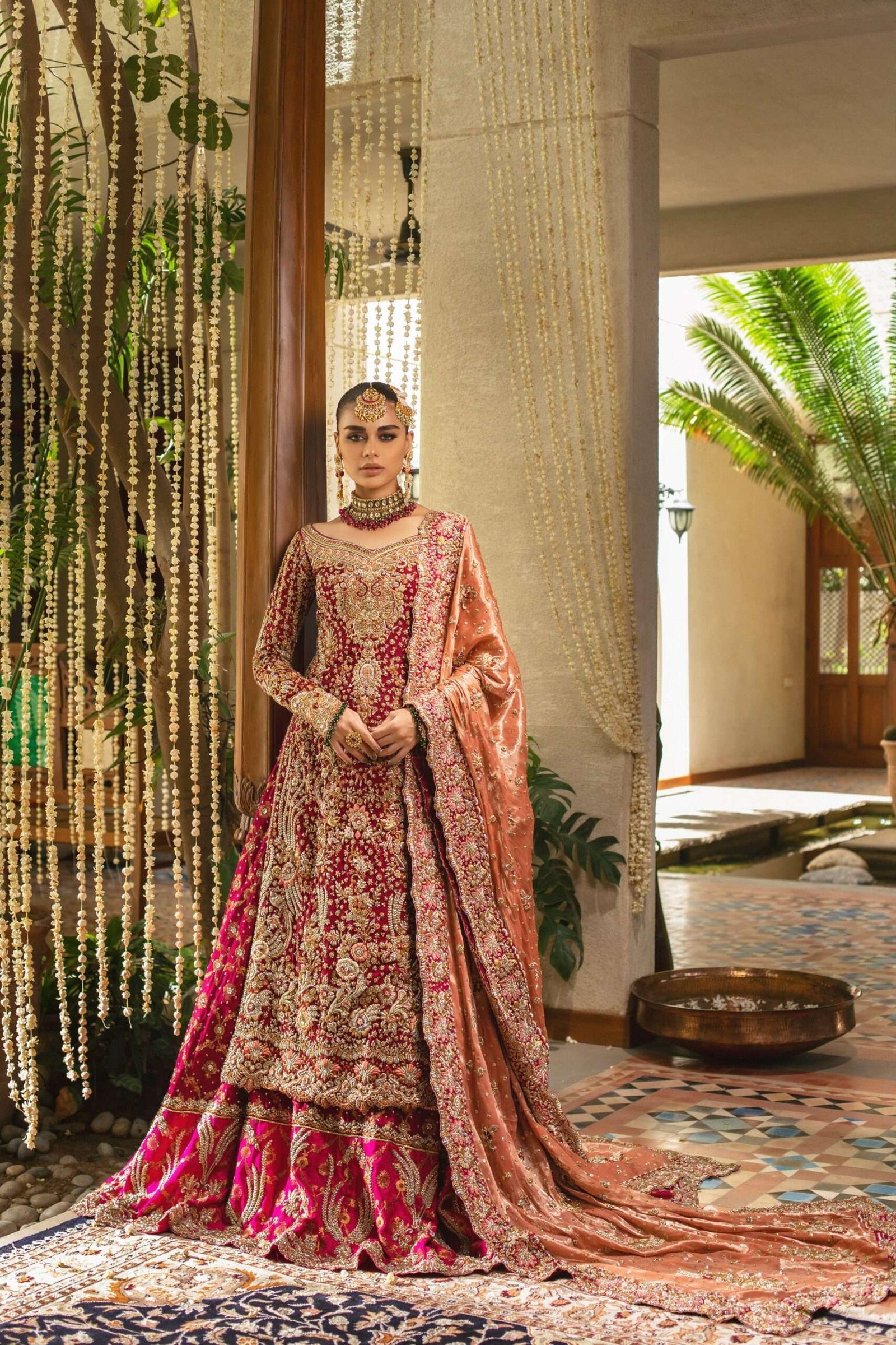 Pakistani Red Naqshi Kamdaani Silk Bridal Lehenga (3-Piece) - Image 8