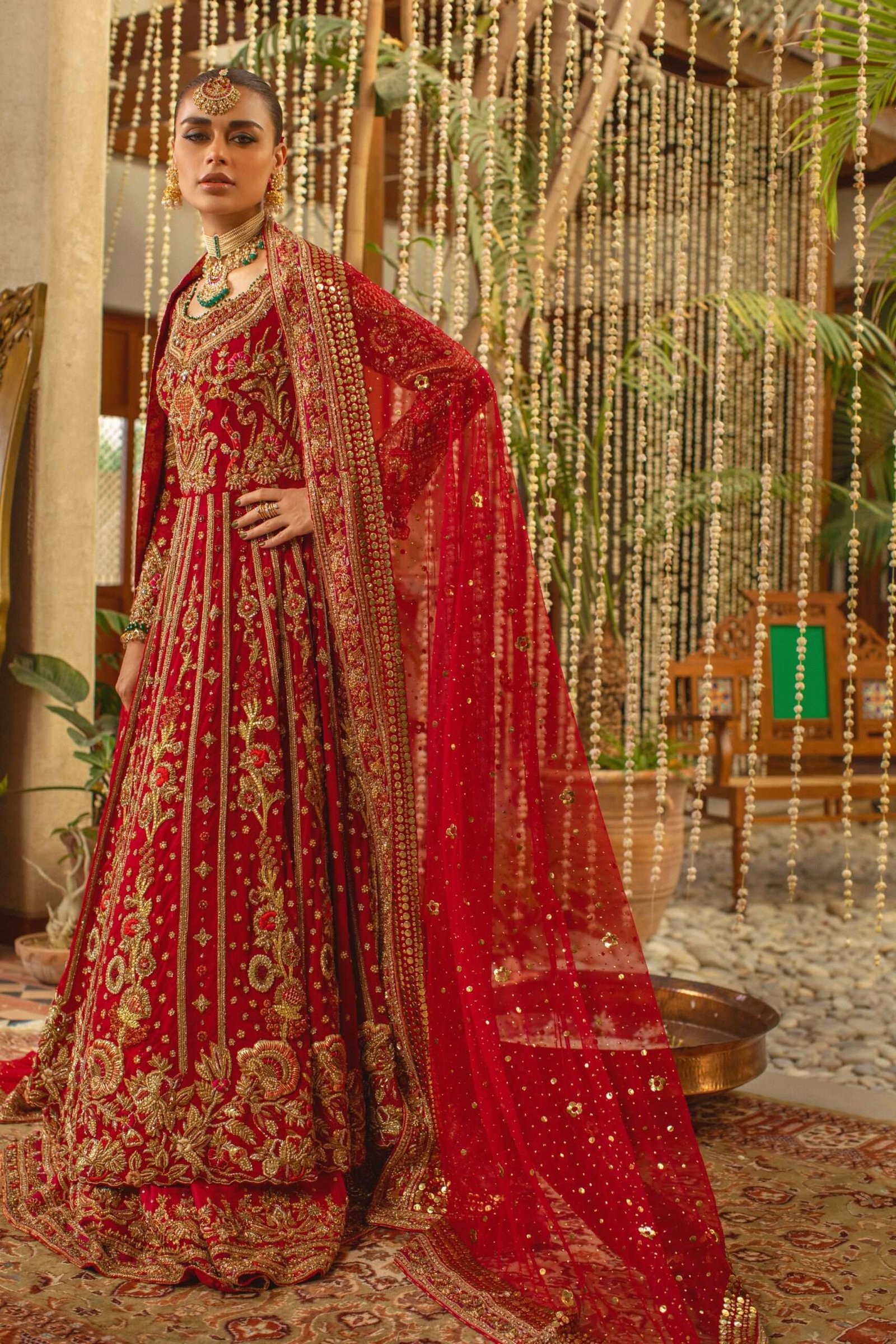 Pakistani Red Naqshi Embroidered Silk Bridal Lehenga (2-Piece) - Image 5