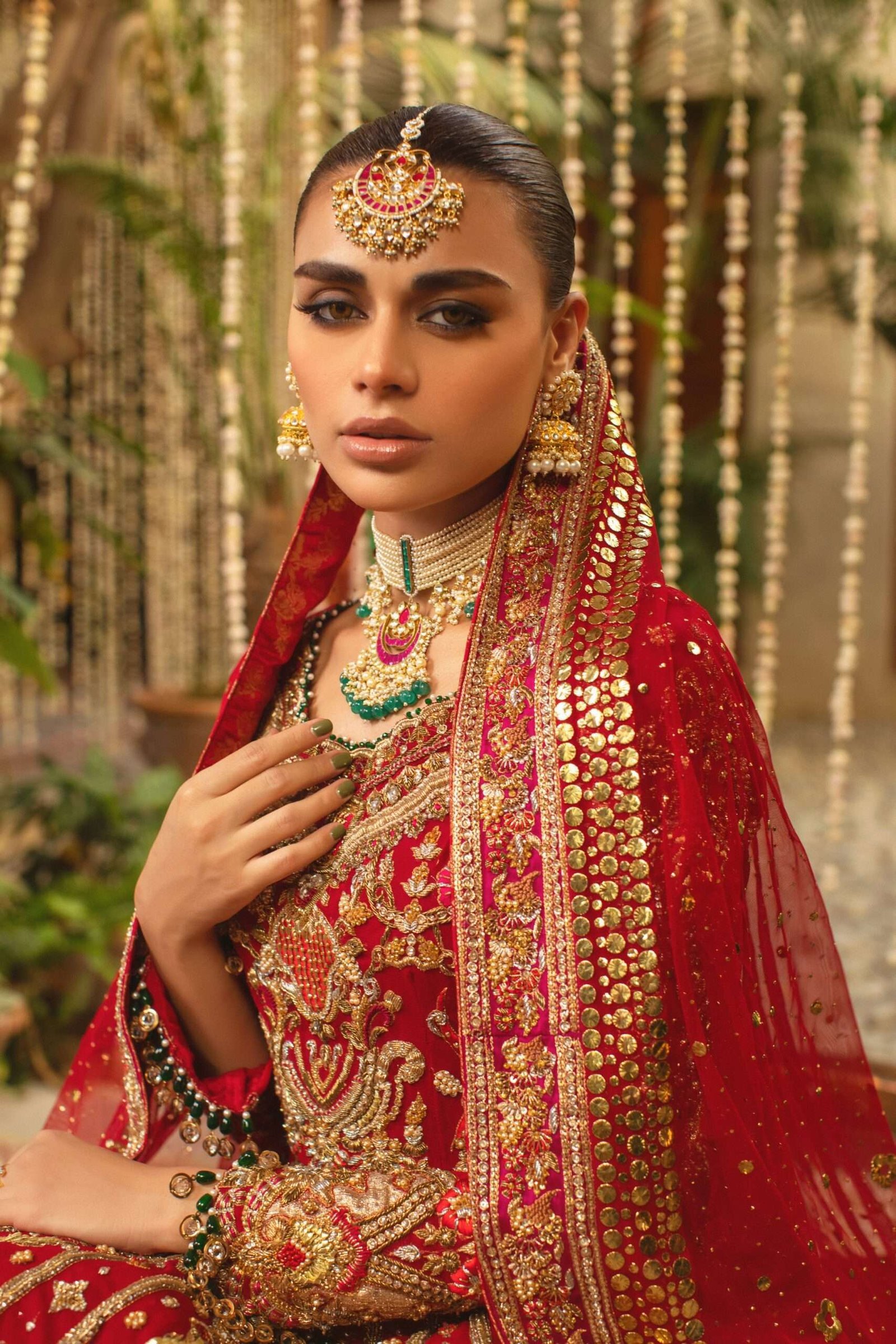 Pakistani Red Naqshi Embroidered Silk Bridal Lehenga (2-Piece) - Image 6