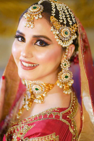 Pakistani Crimson Red Zardozi Silk Bridal Lehenga (3-Piece) - Image 3