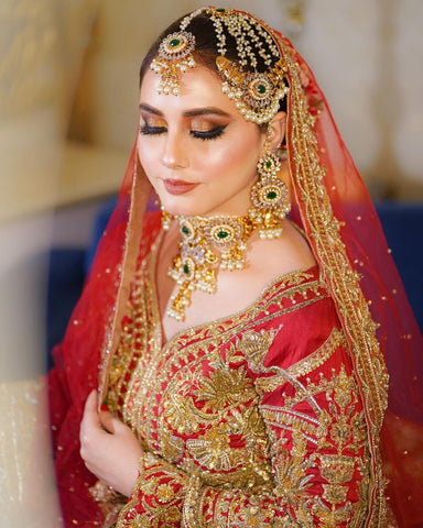 Pakistani Crimson Red Zardozi Silk Bridal Lehenga (3-Piece) - Image 4