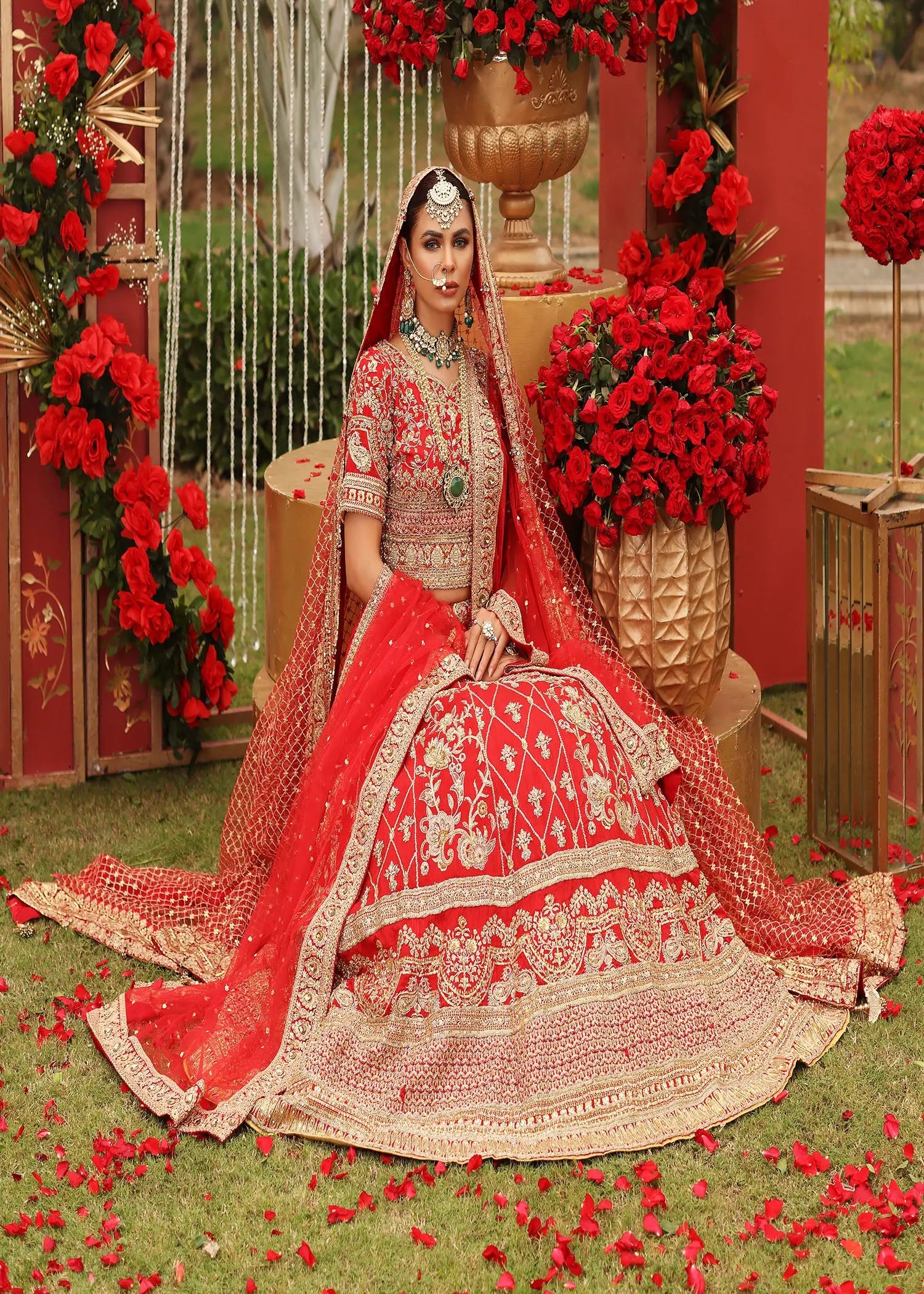 Pakistani Red Embroidered Net Bridal Pishwas (2-Piece) - Image 2