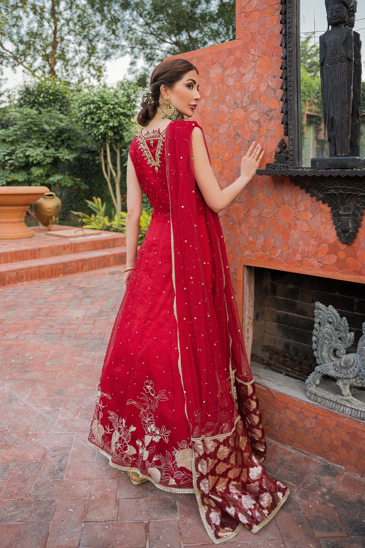 Pakistani Red Dabka & Crystal Organza Pishwas (3-Piece) - Image 2