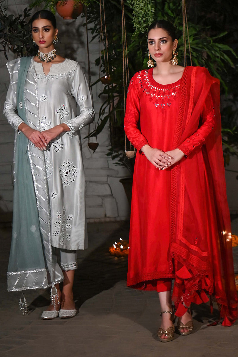 Red Sheesha Embroidered Raw Silk Pishwas (3-Piece) - Image 3