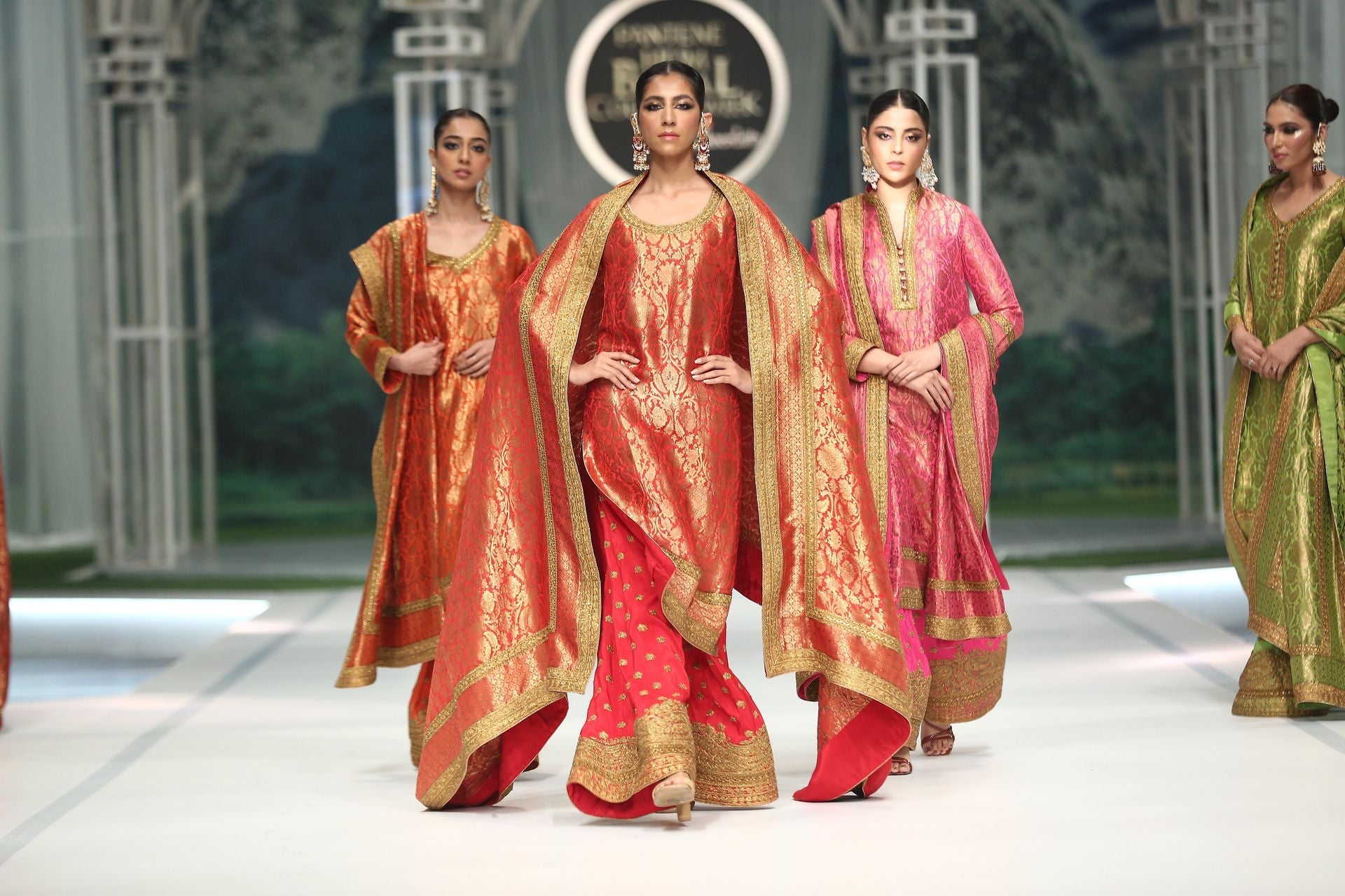 Pakistani Red Dori Embroidered Jamawar Kurta Set (3-Piece) - Image 3