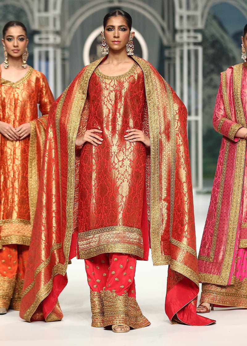 Fuchsia Dori & Lace Jamawar Kurta Set (3-Piece) - Image 3