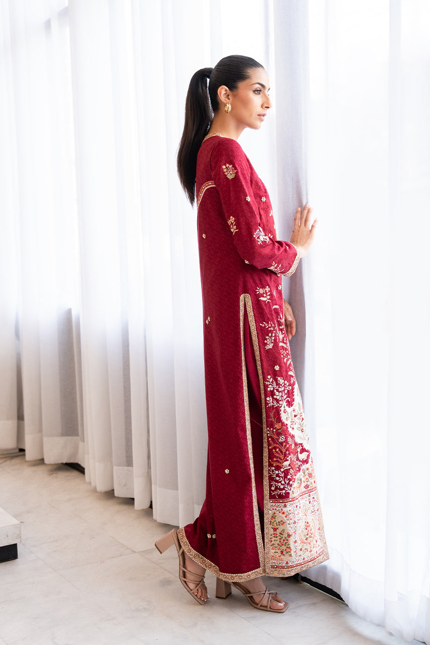 Pakistani Crimson Embroidered Jamawar & Silk Jacket Set (2-Piece) - Image 4