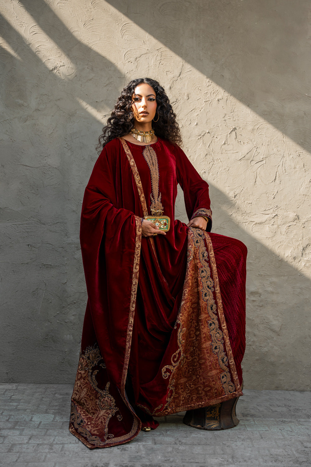 Pakistani Deep Red Dori Embroidered Velvet Salwar Kameez (3-Piece) - Image 2