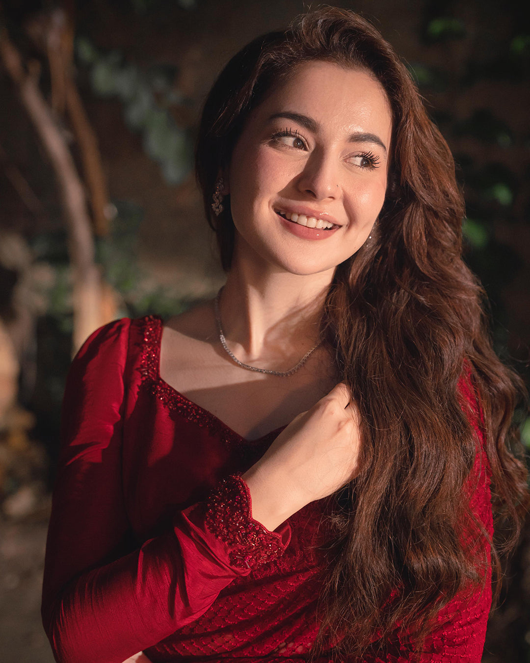 Pakistani Vermillion Red Embroidered Chiffon Saree (2-Piece) - Image 3