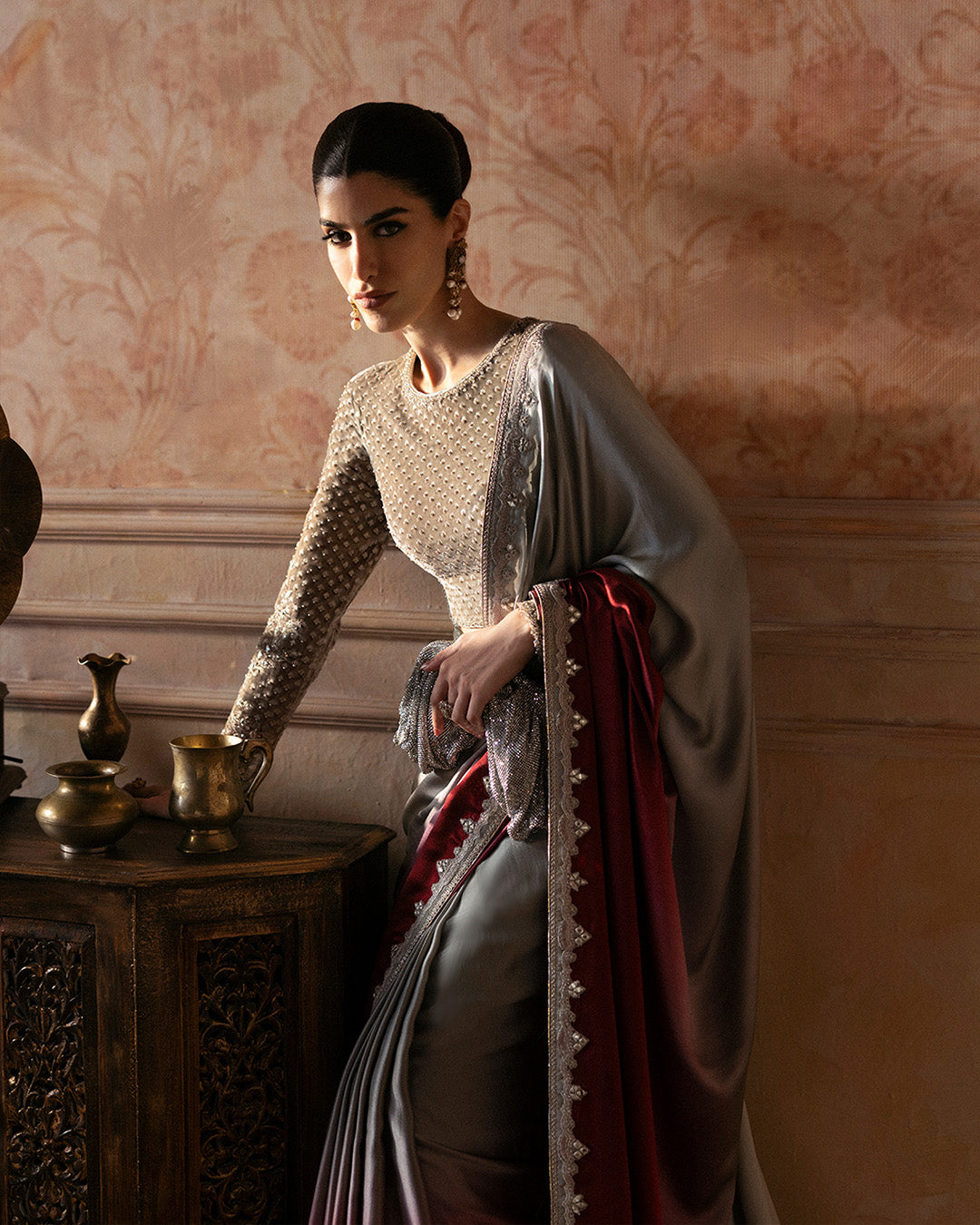 Pakistani Ombre Red Embroidered Silk Saree with Velvet Blouse (2-Piece) - Image 2