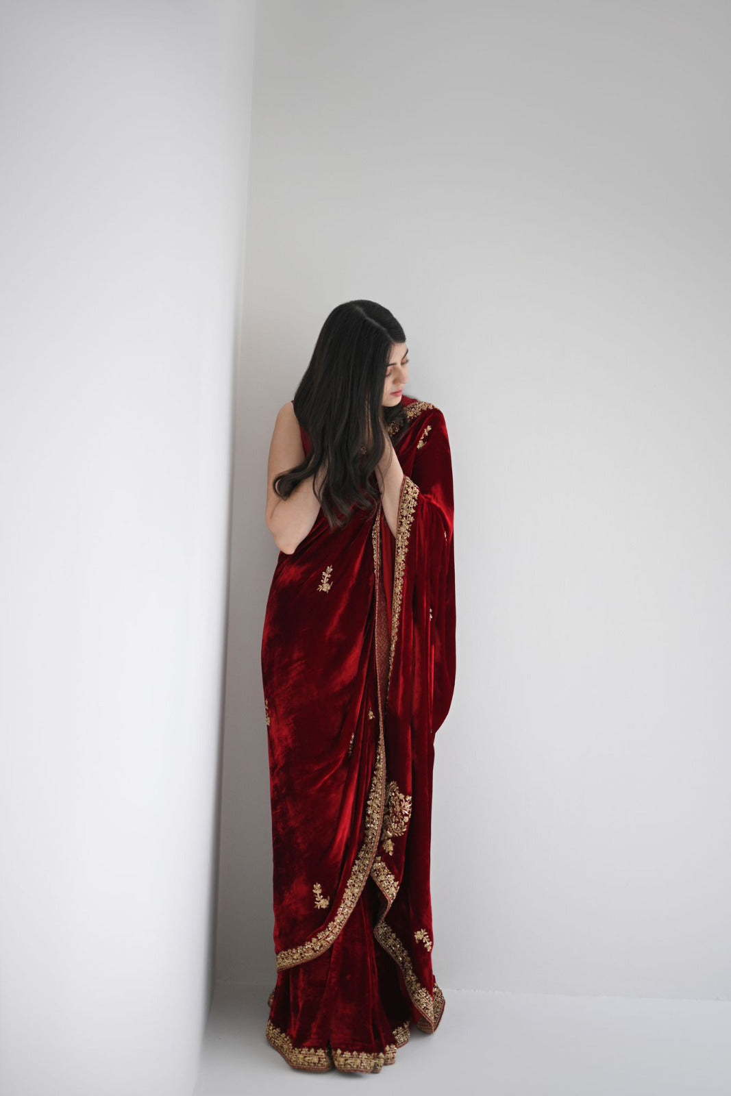 Pakistani Deep Red Hand-Embellished Velvet Saree (2-Piece) - Image 1