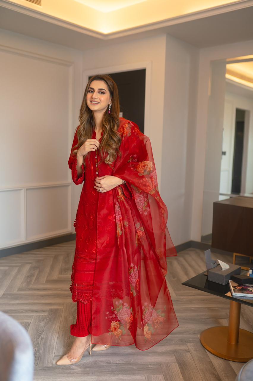 Pakistani Red Embroidered Cotton Net Salwar Kameez (3-Piece) - Image 8