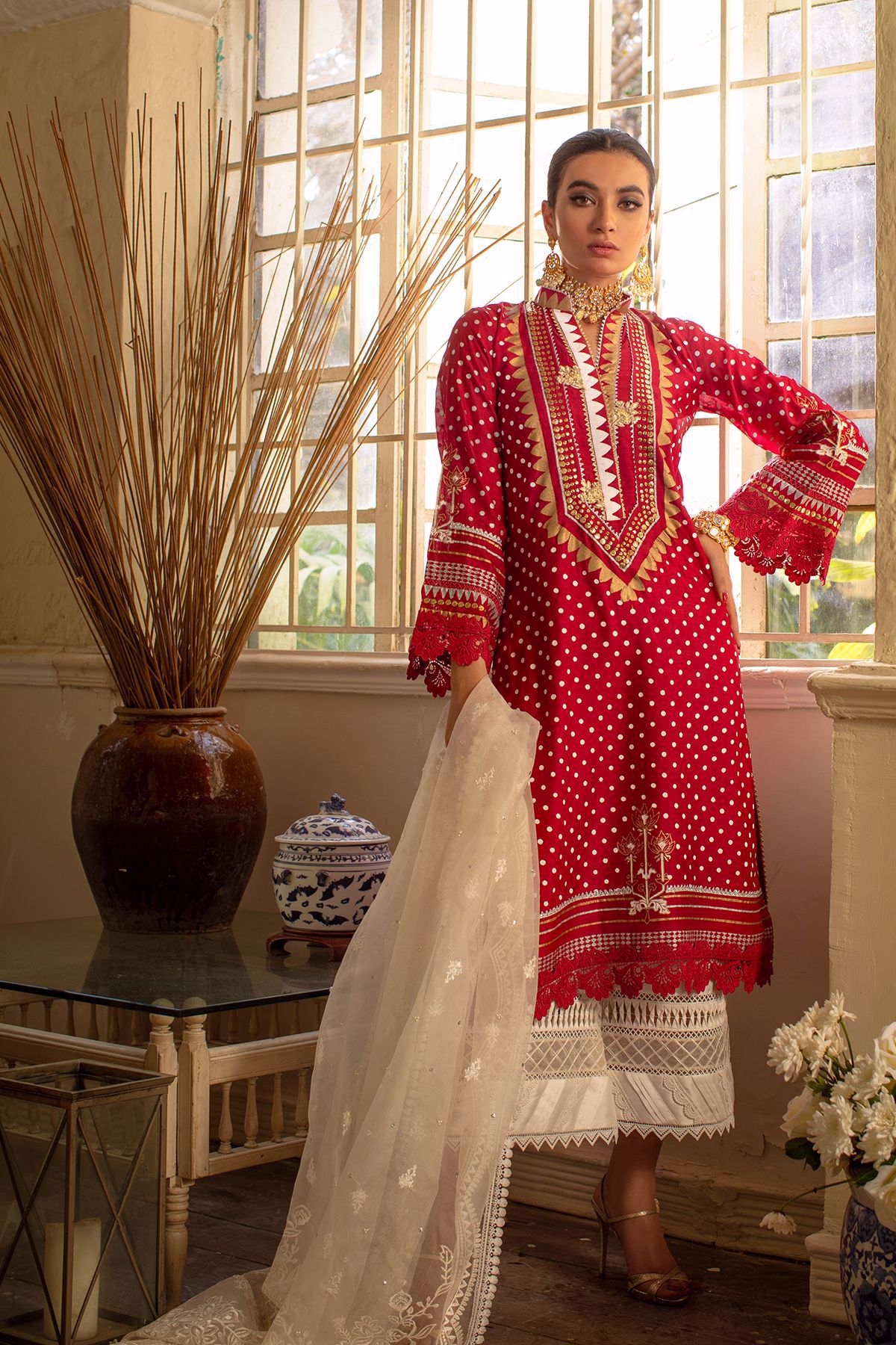 Pakistani Scarlet Kaamdani Khaadi Silk Salwar Kameez (3-Piece) - Image 1