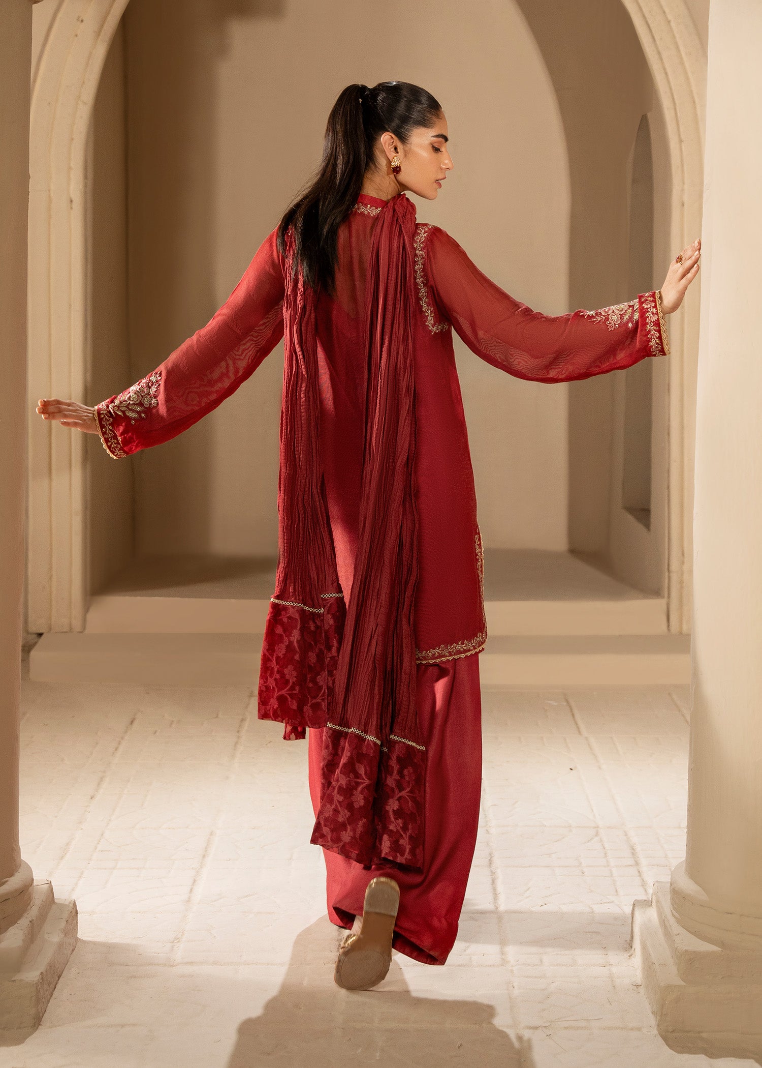 Brick Red Embroidered Khaddi Silk Kurta Set (3-Piece) - Image 11