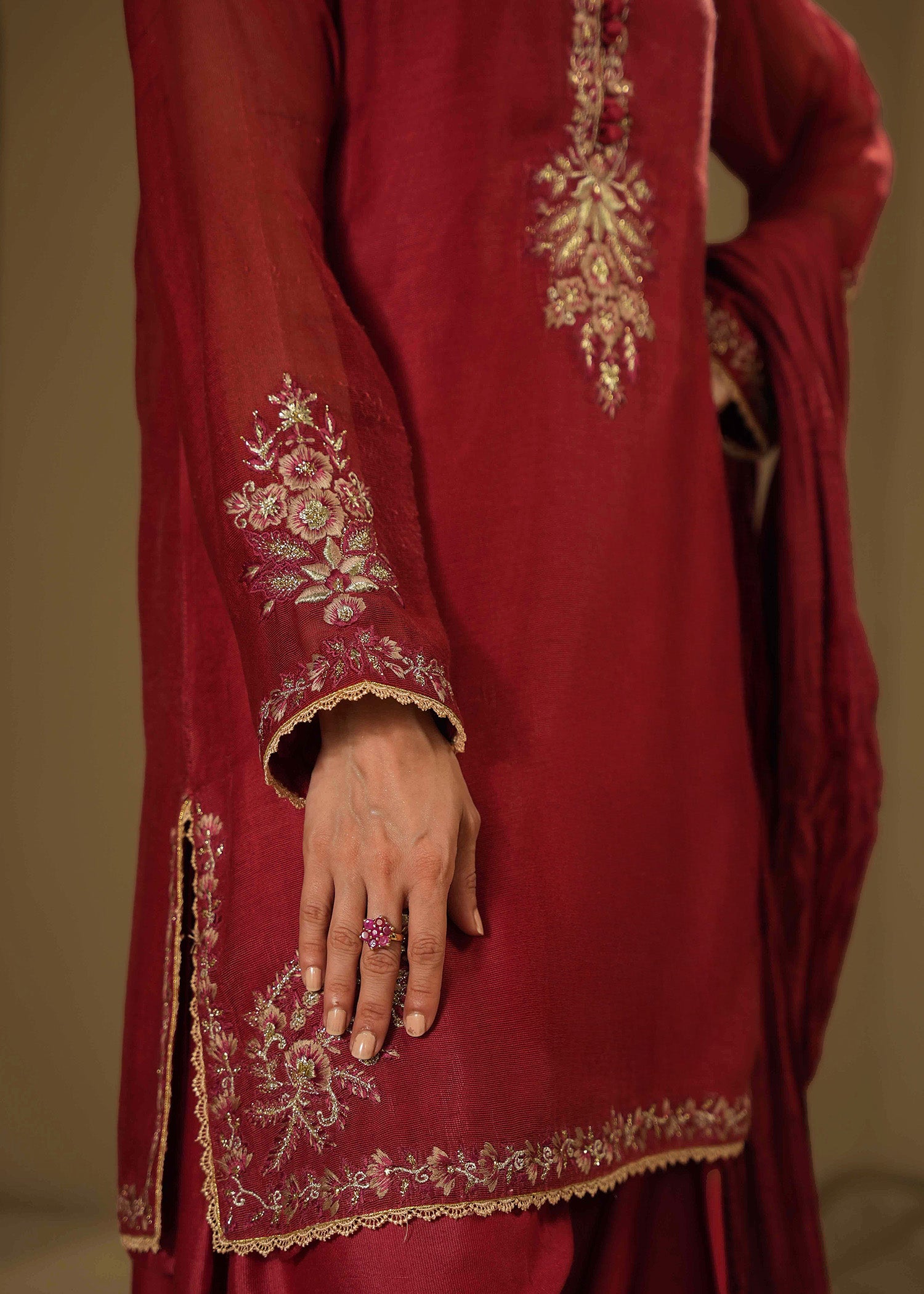 Brick Red Embroidered Khaddi Silk Kurta Set (3-Piece) - Image 3