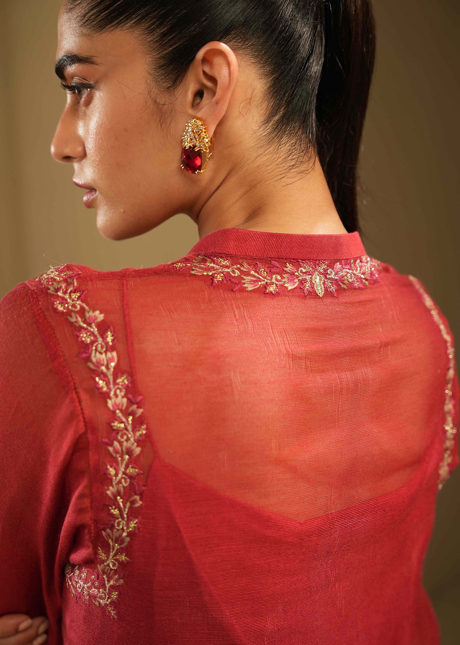 Brick Red Embroidered Khaddi Silk Kurta Set (3-Piece) - Image 4