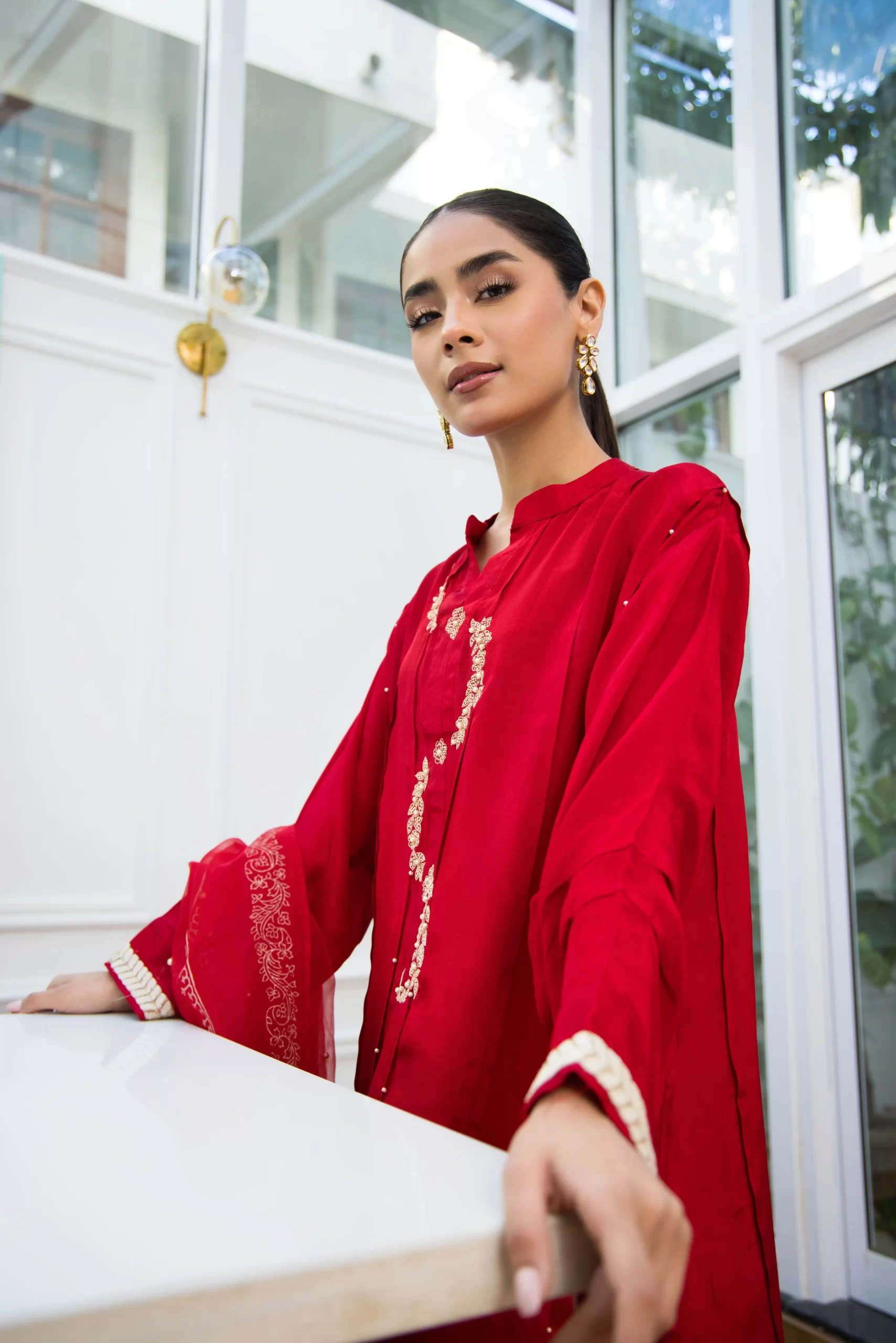 Pakistani Red Arri Embroidered Silk Kurta Set (3-Piece) - Image 7