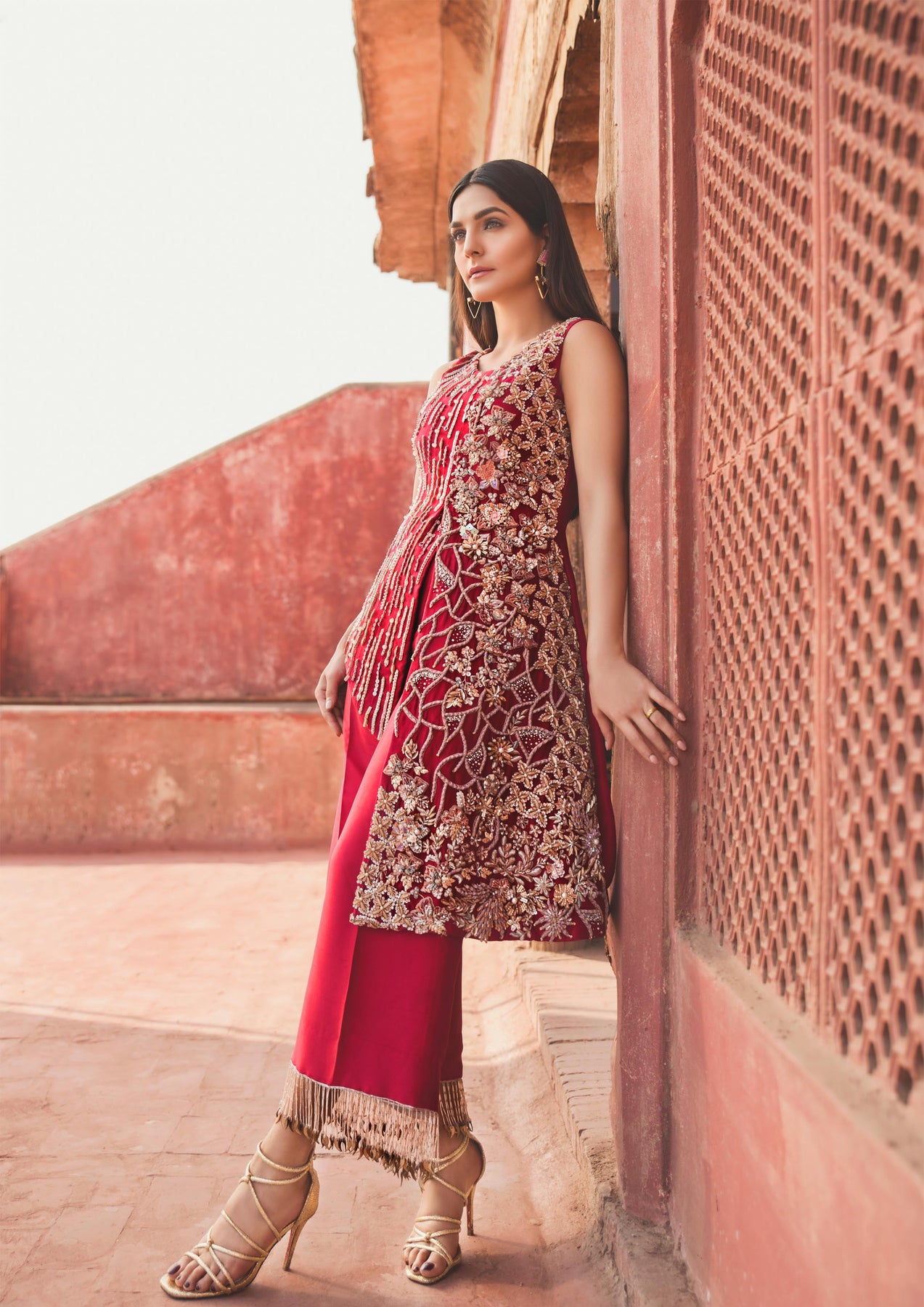 Pakistani Red Embroidered Silk-Blend Kameez Set (2-Piece) - Image 4