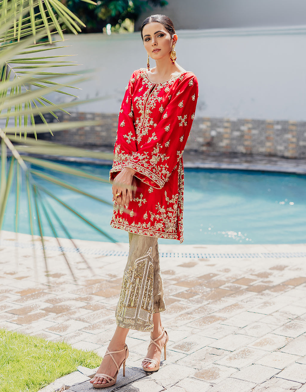 Pakistani Red Sari Embroidered Silk-Blend Kurta (2-Piece) - Image 3