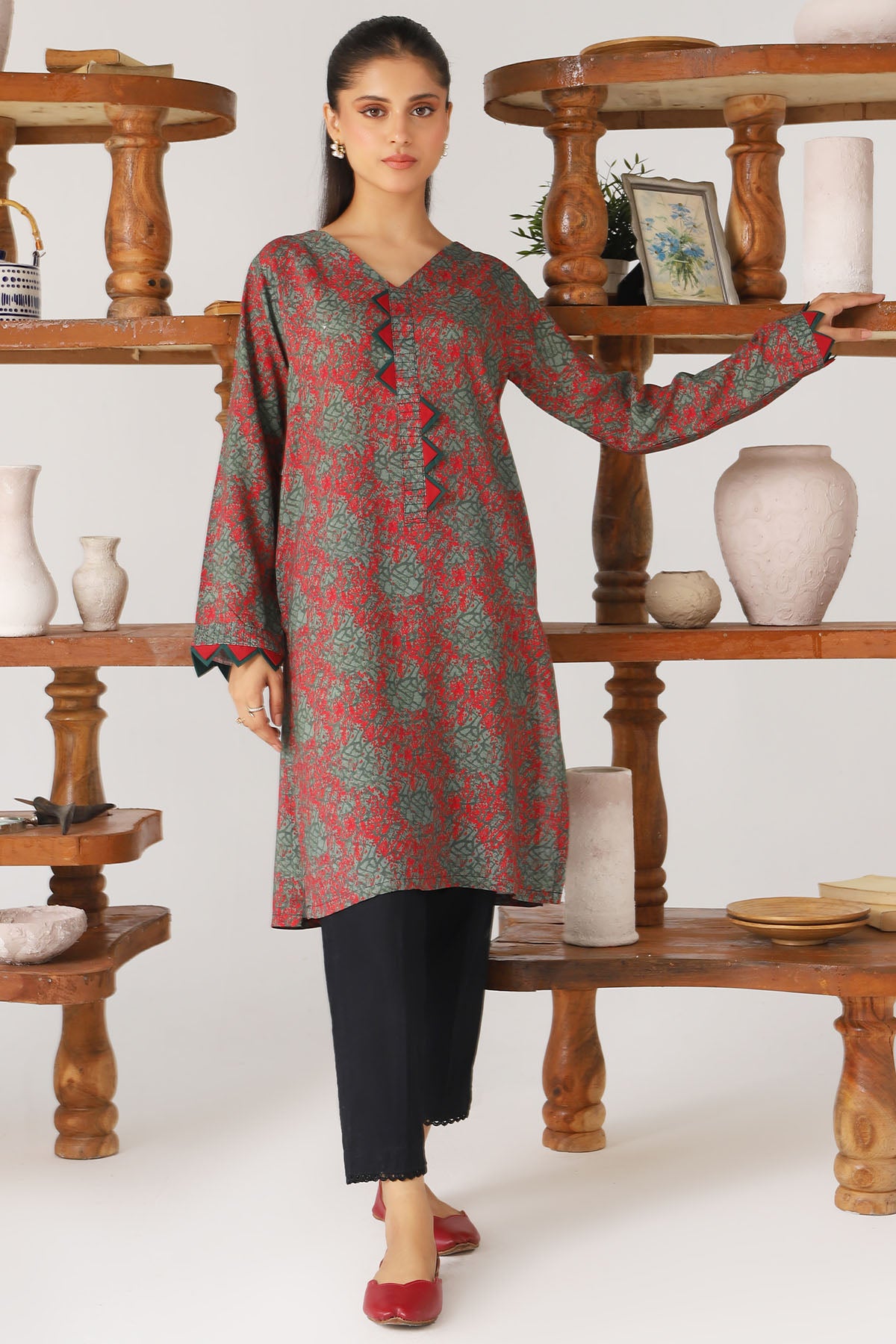 Red and Green Digital Printed Slub Linen Shirt (1-Pc) - Image 1