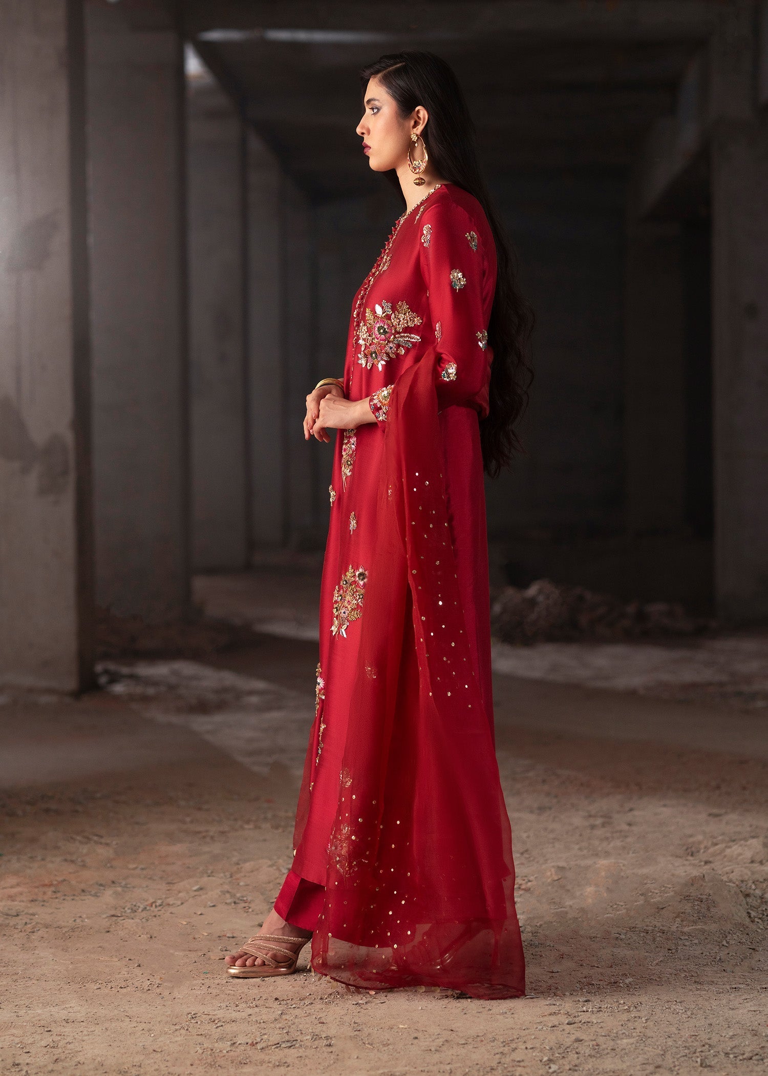 Deep Red Hand-Embellished Tissue Silk Kurta Set (3-Piece) - Image 2