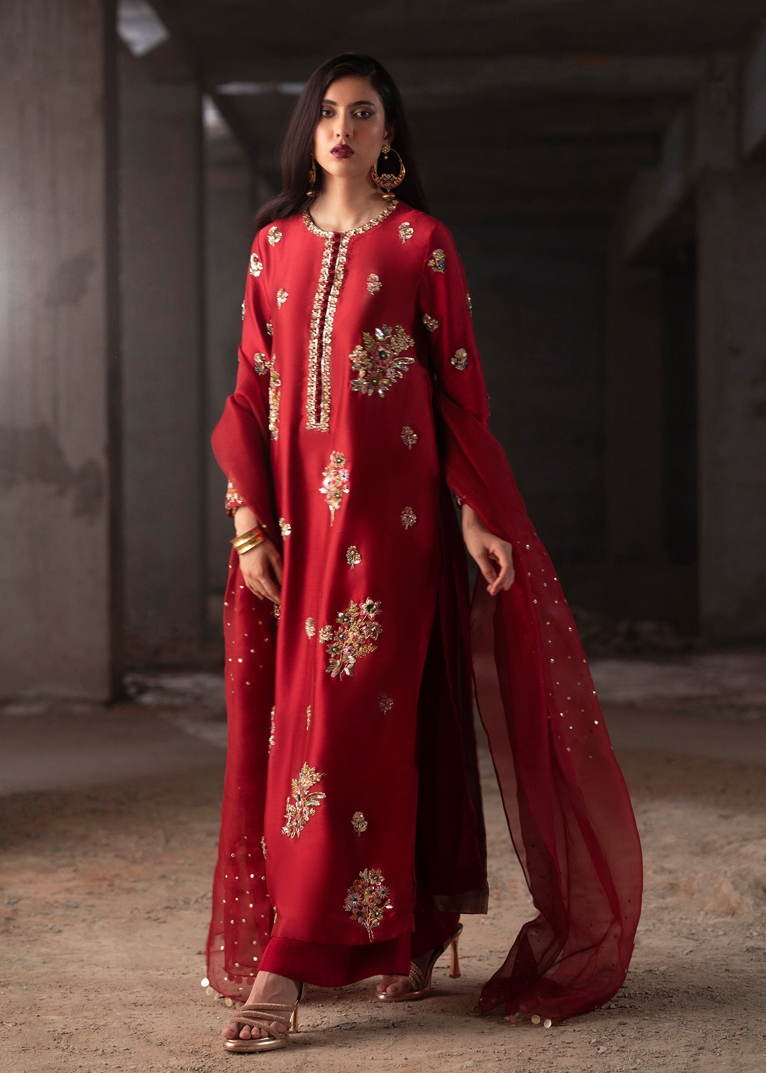 Deep Red Hand-Embellished Tissue Silk Kurta Set (3-Piece) - Image 3