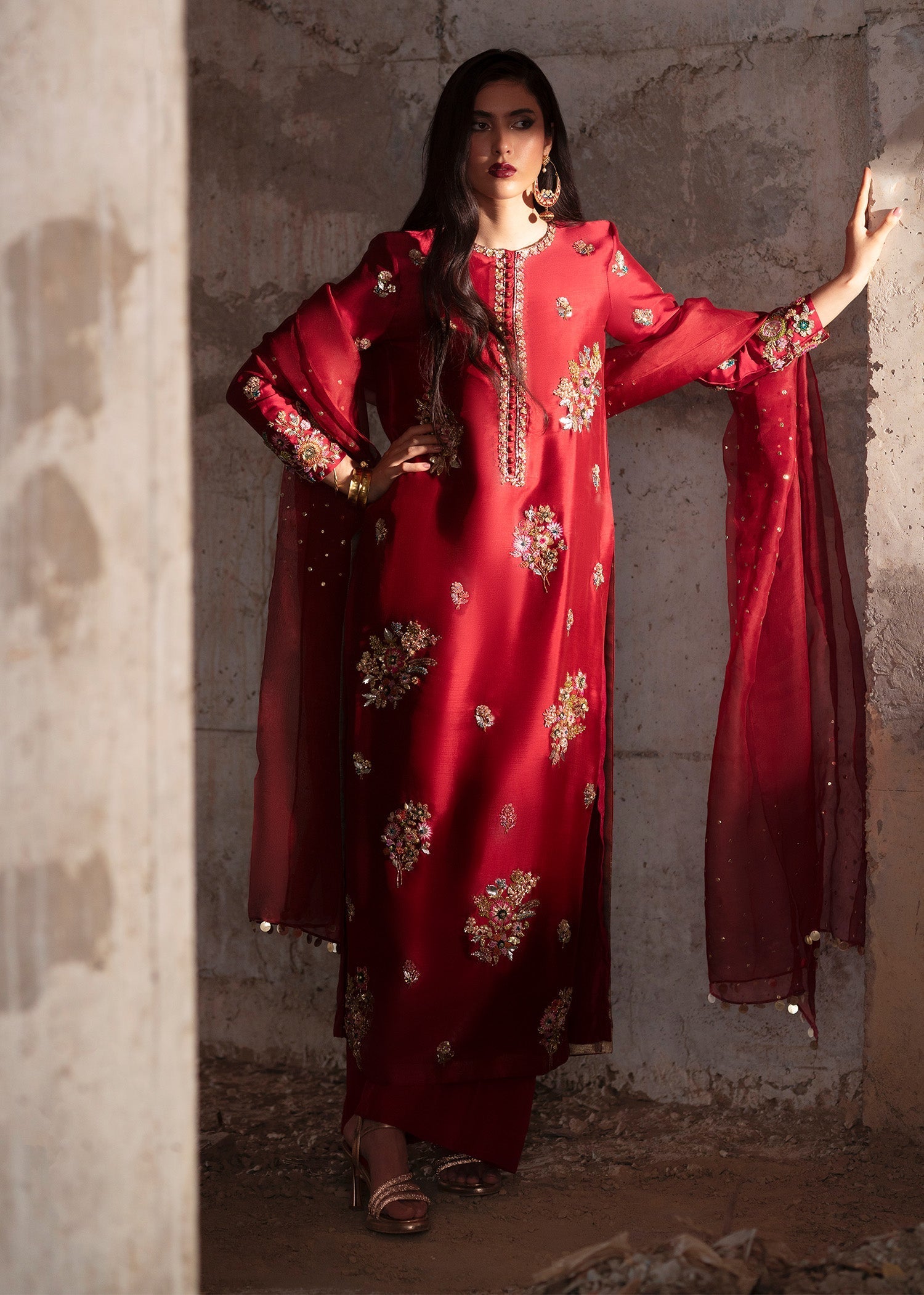 Deep Red Hand-Embellished Tissue Silk Kurta Set (3-Piece) - Image 4