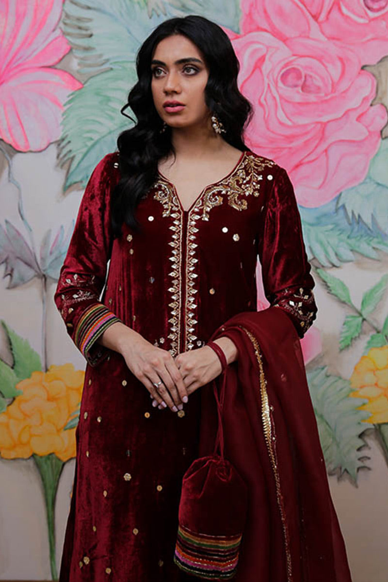 Crimson Red Gota Embroidered Velvet Salwar Kameez (3-Piece) - Image 2