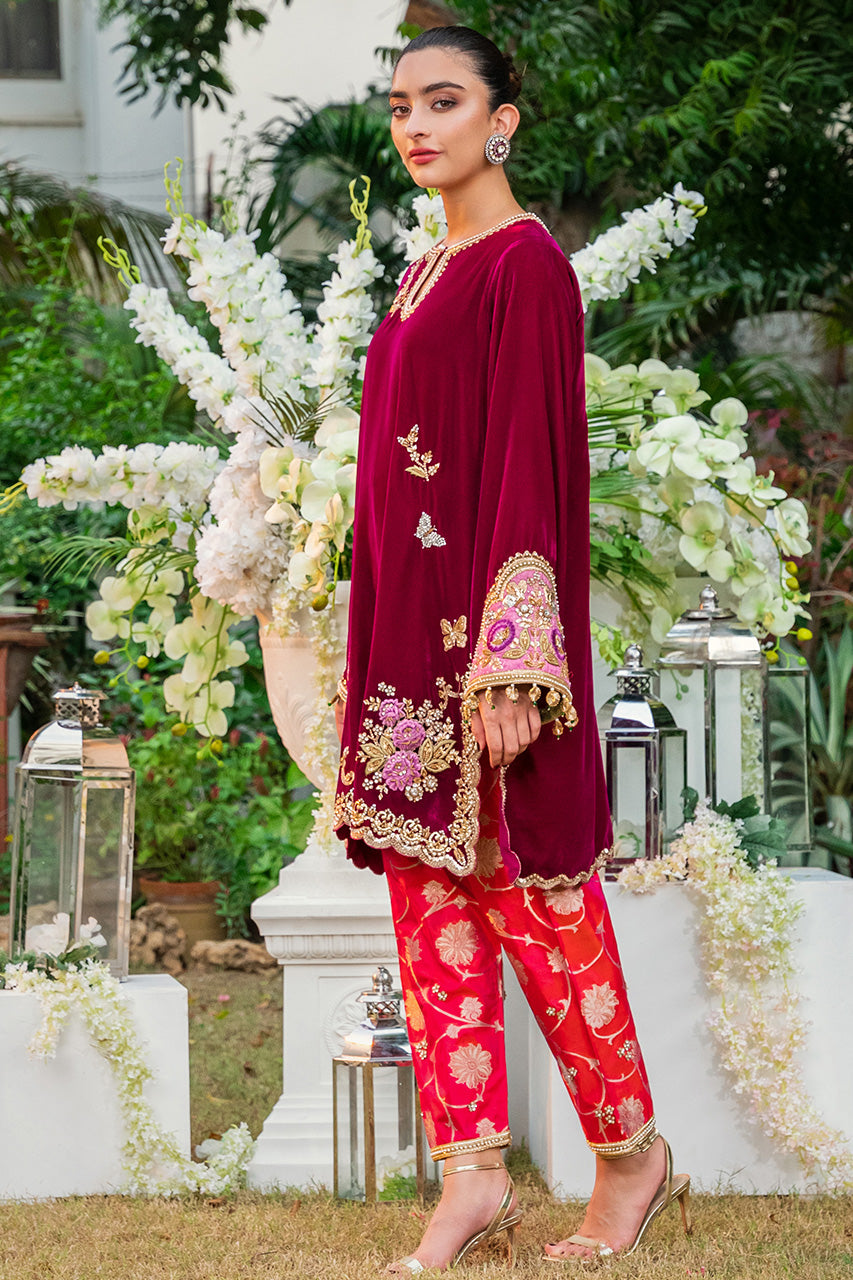 Pakistani Crimson Embroidered Velvet Kurta with Brocade Shalwar (2-Piece) - Image 3