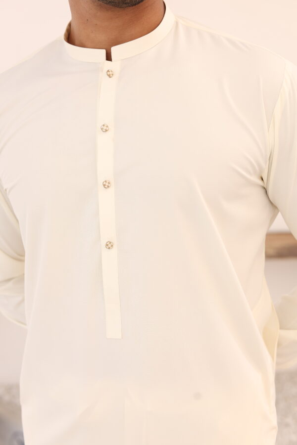 Red Gold Woven Mesuri Waistcoat Kurta (3-Piece) - Image 4