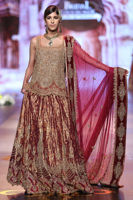 Pakistani Rust & Plum Embellished Net Bridal Lehenga (3-Piece) - Image 4