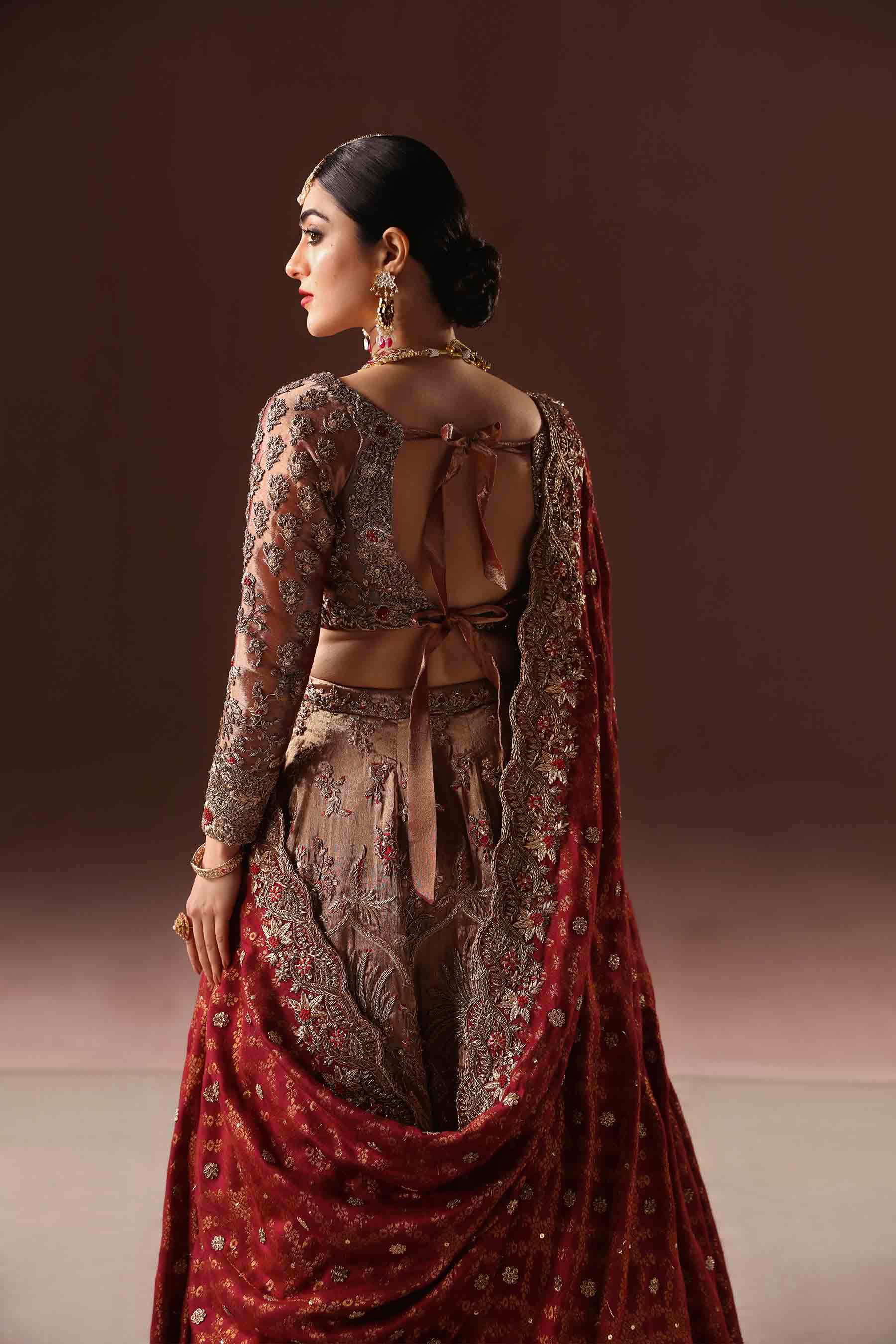 Rust & Gold Zardozi Zari Net Lehnga Choli (3-Piece) - Image 5