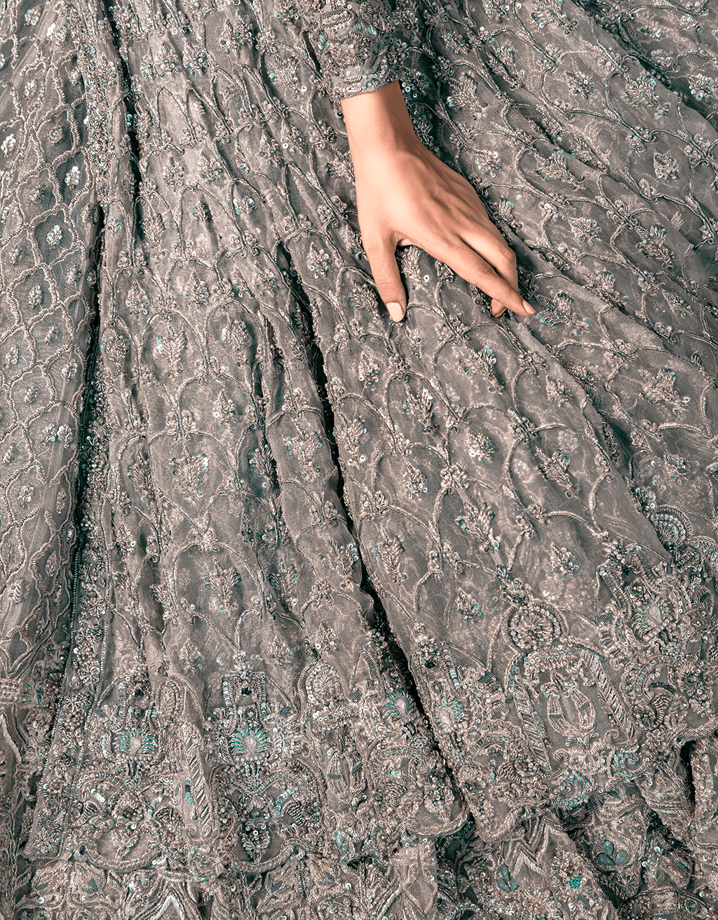 Pakistani Silver Grey Hand-Embellished Organza Anarkali Dress (2-Piece) - Image 3