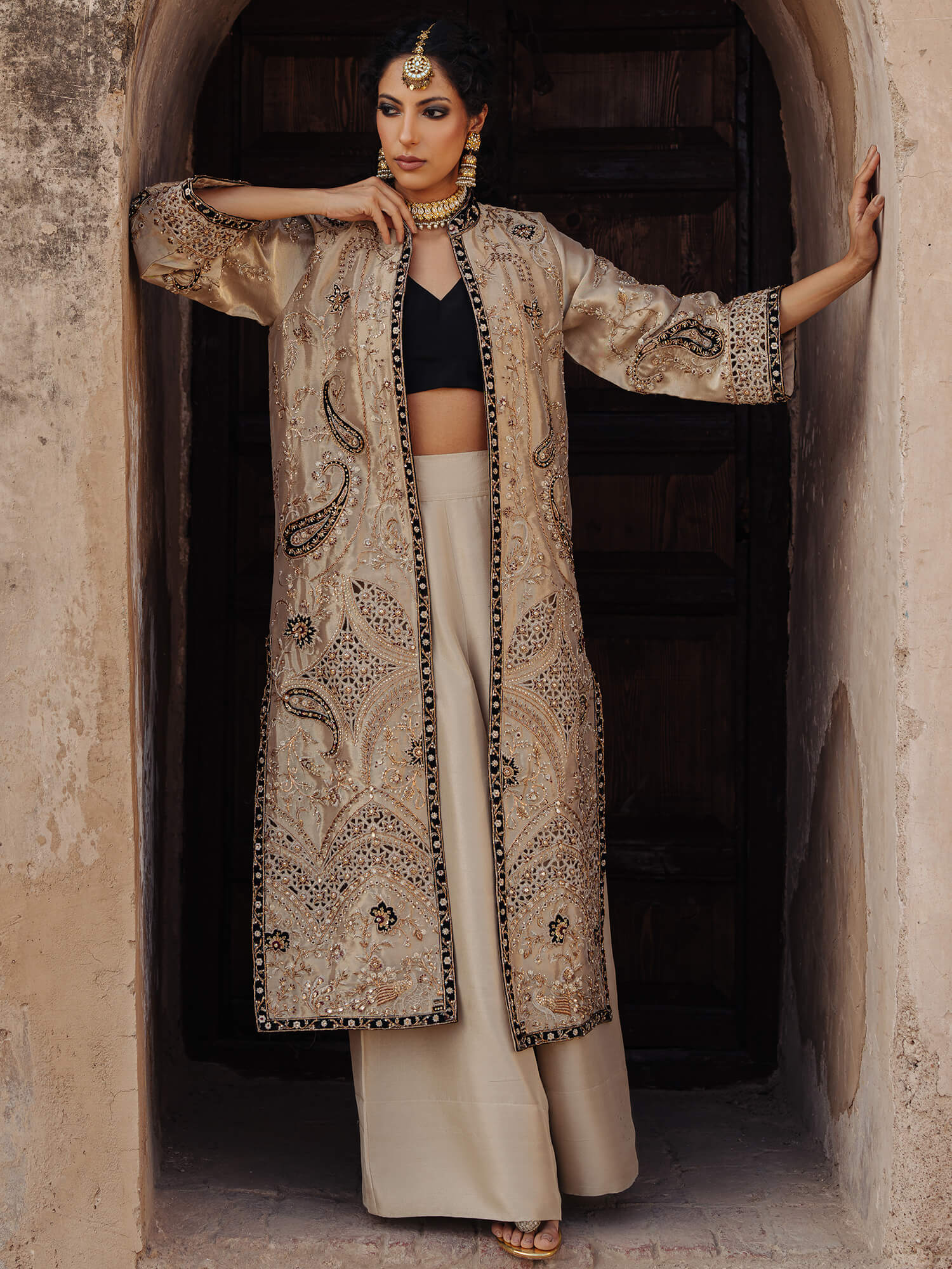 Pakistani Metallic Silver Zardozi Tissue Coat Set (3-Piece) - Image 1