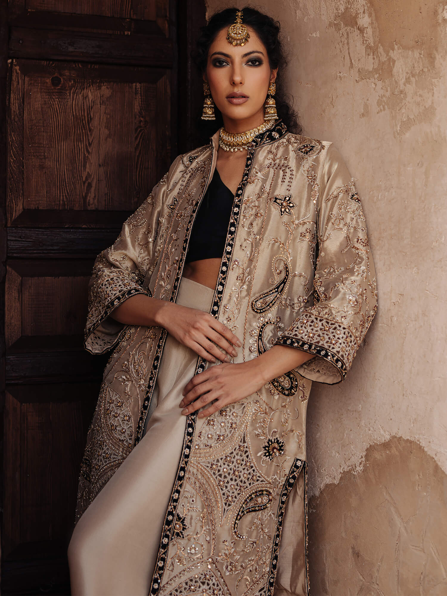 Pakistani Metallic Silver Zardozi Tissue Coat Set (3-Piece) - Image 2