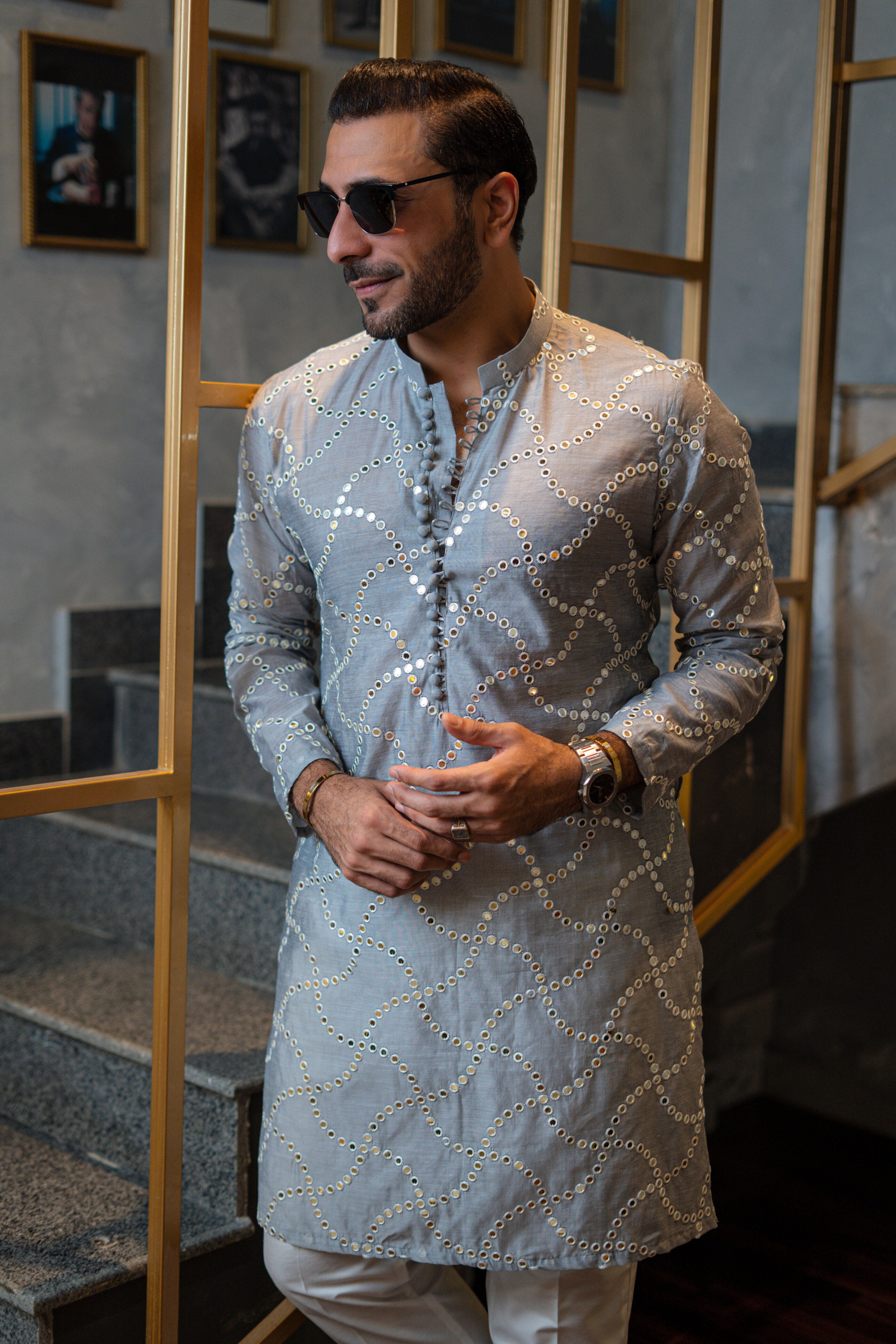 Silver Grey Mirror Work Embossed Silk-Blend Kurta (2-Piece) - Image 4