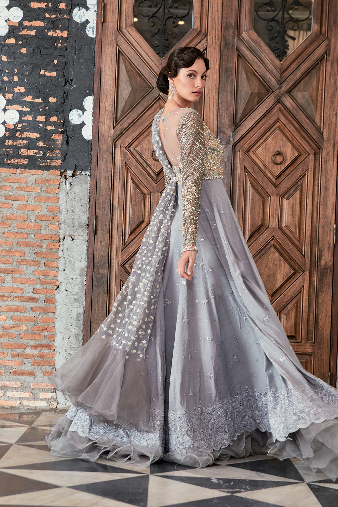 Silver Grey Embellished Net Silk Gown (2-Piece) - Image 2