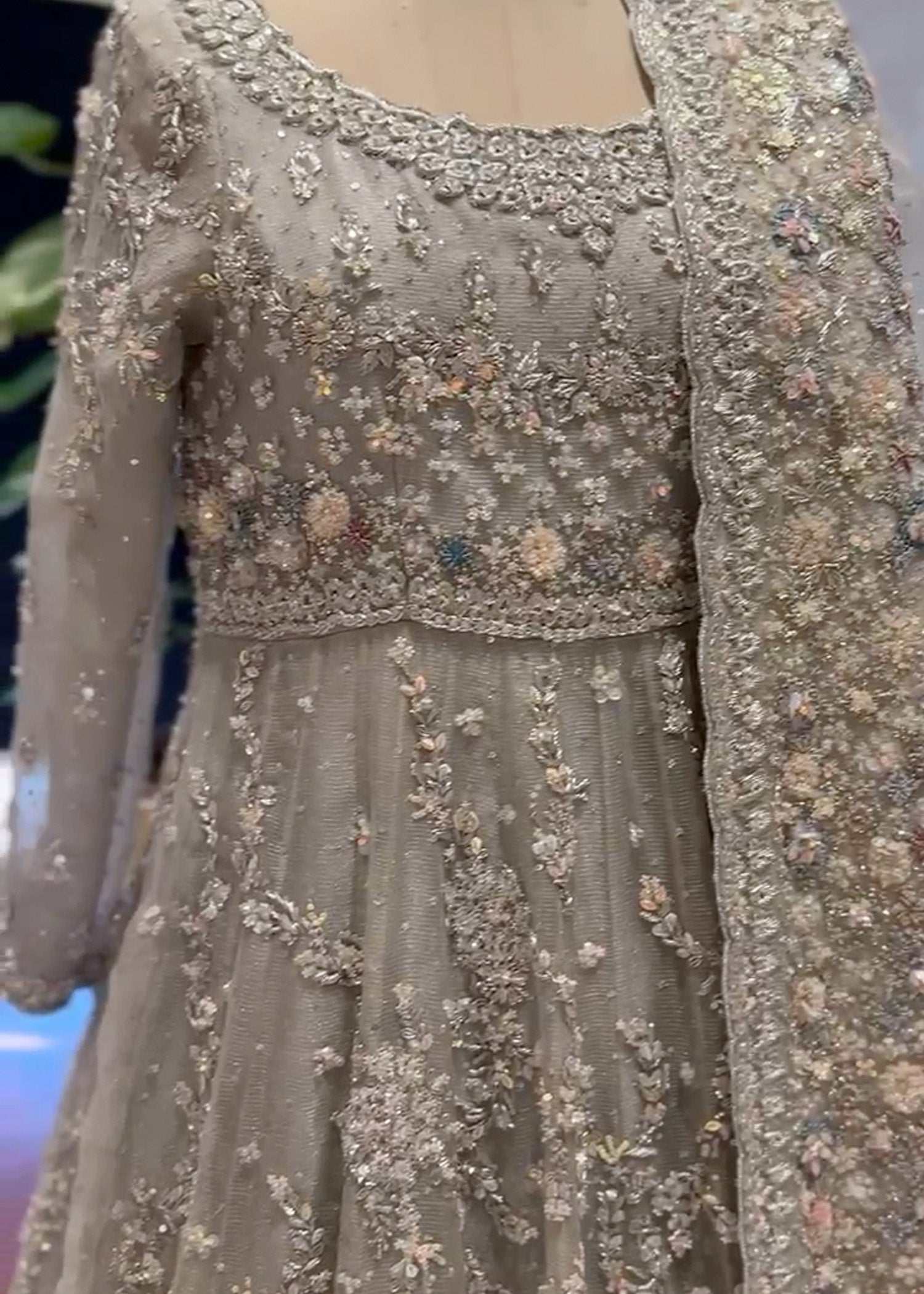 Pakistani Silver Grey Hand Embroidered Net Bridal Gown (2-Piece) - Image 4